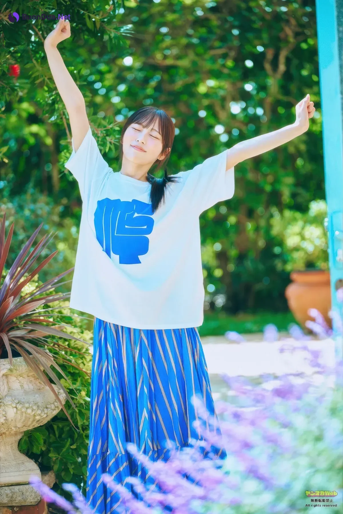 Jurii Aida 逢田珠里依, Young Magazine 2025 No.49 (ヤングマガジン 2025年49号) - รูปภาพ 7