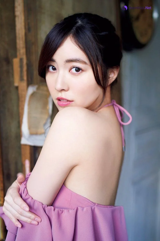 Jurina Matsui 松井珠理奈, Big Comic Spirits 2019 No.24 (ビッグコミックスピリッツ 2019年24号) - Photo 10