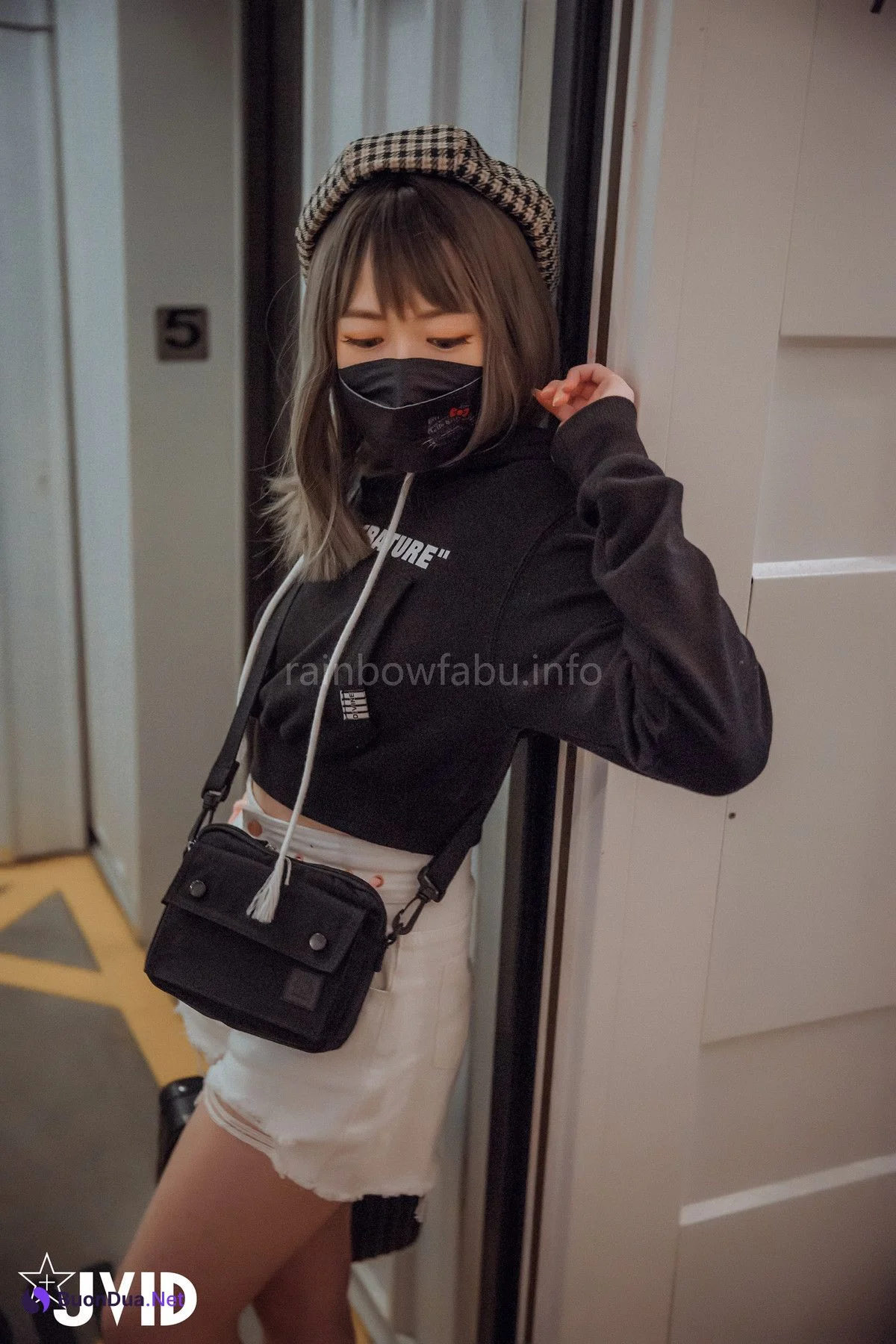 JVID精品 卯咪-兼职做片场修片师 - Photo 14