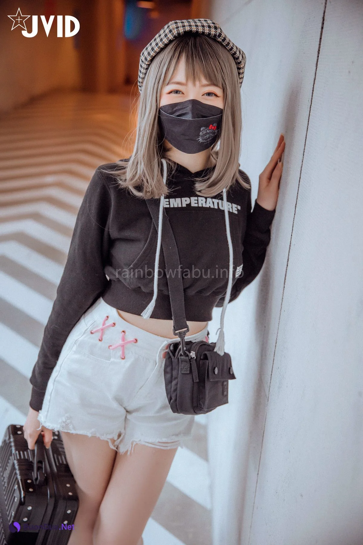 JVID精品 卯咪-兼职做片场修片师 - Photo 4