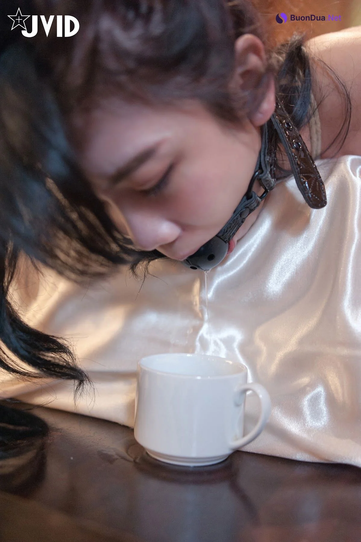 [JVID] 伊芙碟 – 金屬手銬の逃脫失敗 - 写真 13