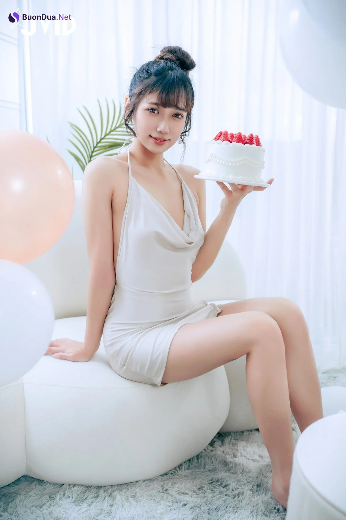 [JVID] 井野奈 & 肉包 – 色慾融合の閨蜜慶生派對 - 사진 10