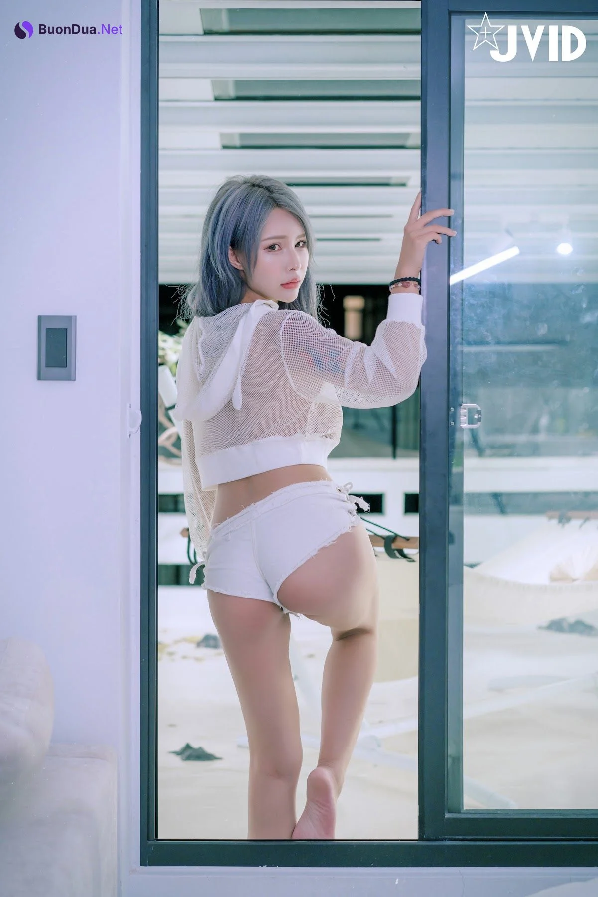 [JVID] 艾妃 – 神級美巨乳艾妃的情慾之夜『首次雙人情慾大尺／騎乘式解鎖』 - 照片 18