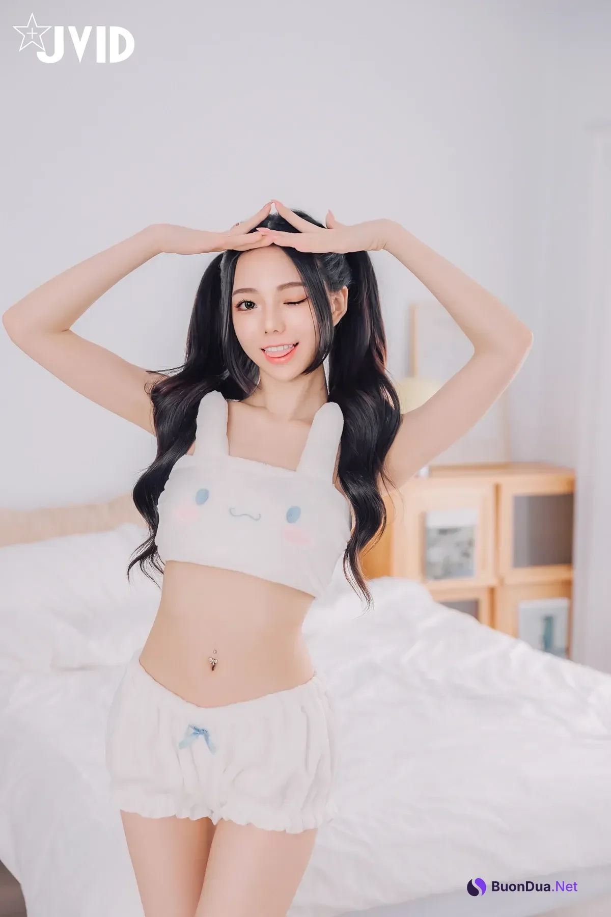 JVID 胎尼 & 啾啾 – 啾啾親自開箱豪華AI情慾娃娃Tiny🥵真人比例完美粉嫩E奶💦激情互動舌吻揉奶樣樣來🔞 Set.01 - Photo 6