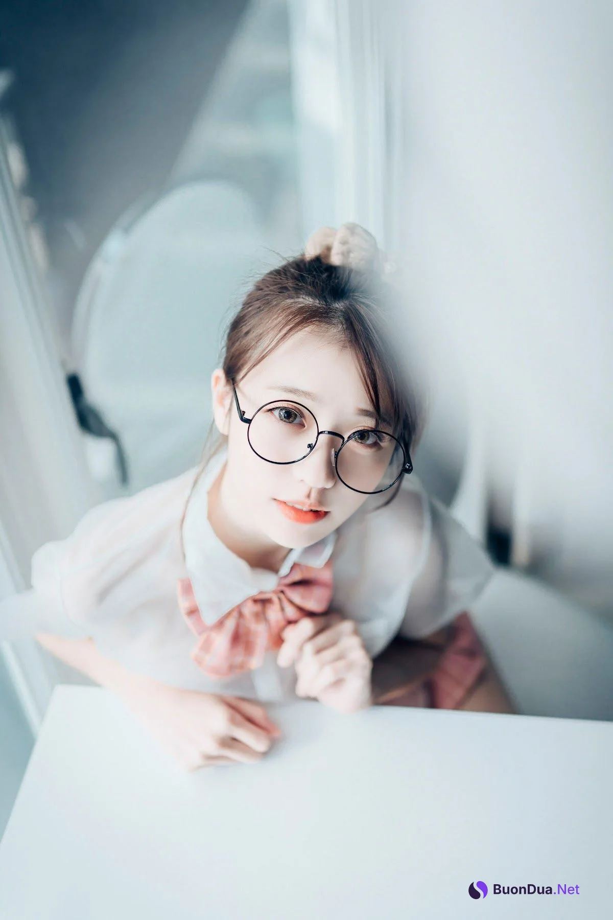[JVID] 妍妍 Angel – 女孩在trasmart制服與眼鏡 - 사진 3
