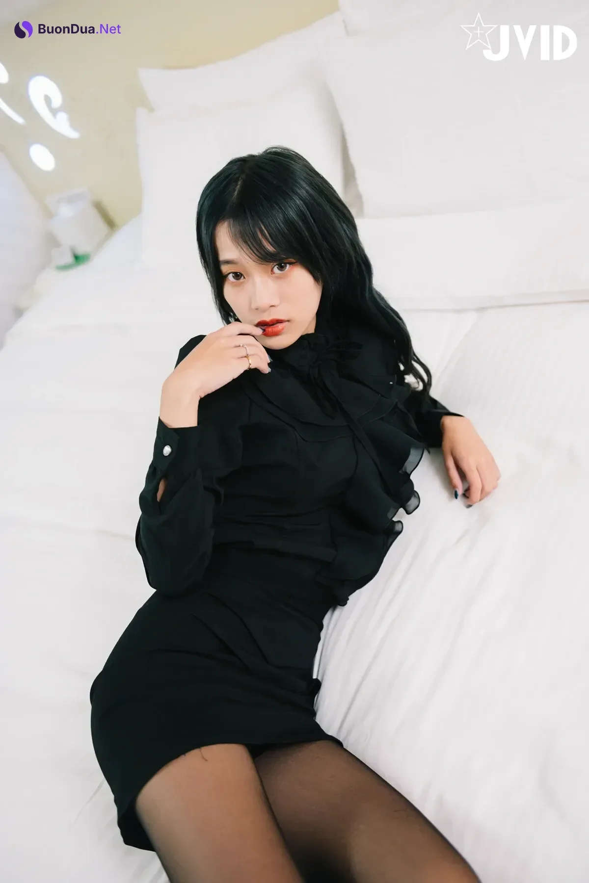 JVID 韓芳語 – DesireVol.極正大奶大學新鮮人芳語.下班後的情色指導 - Photo 6