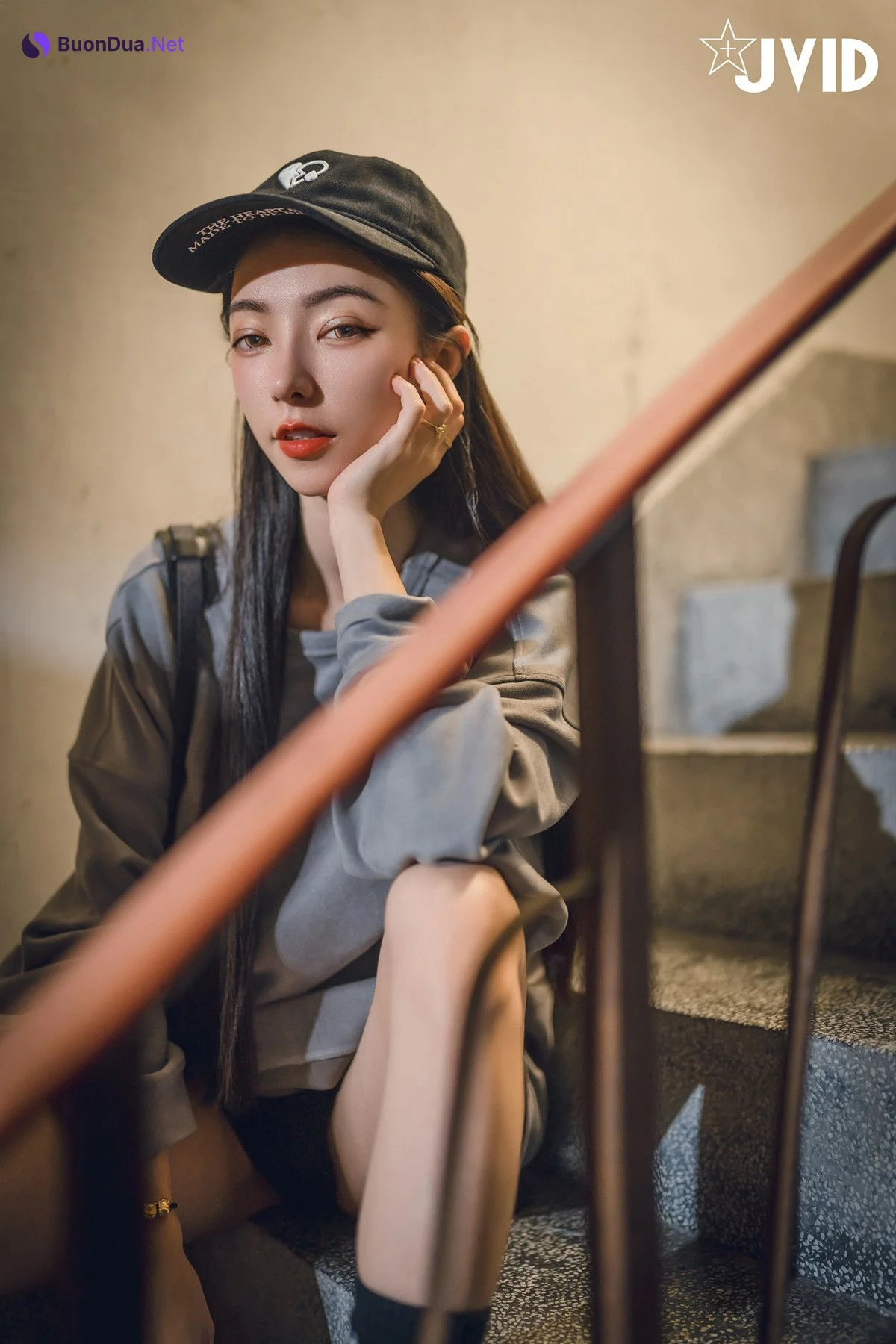 JVID 飄飄哥 – 飄飄跟蹤綁架迷姦情色妄想 - Photo 2