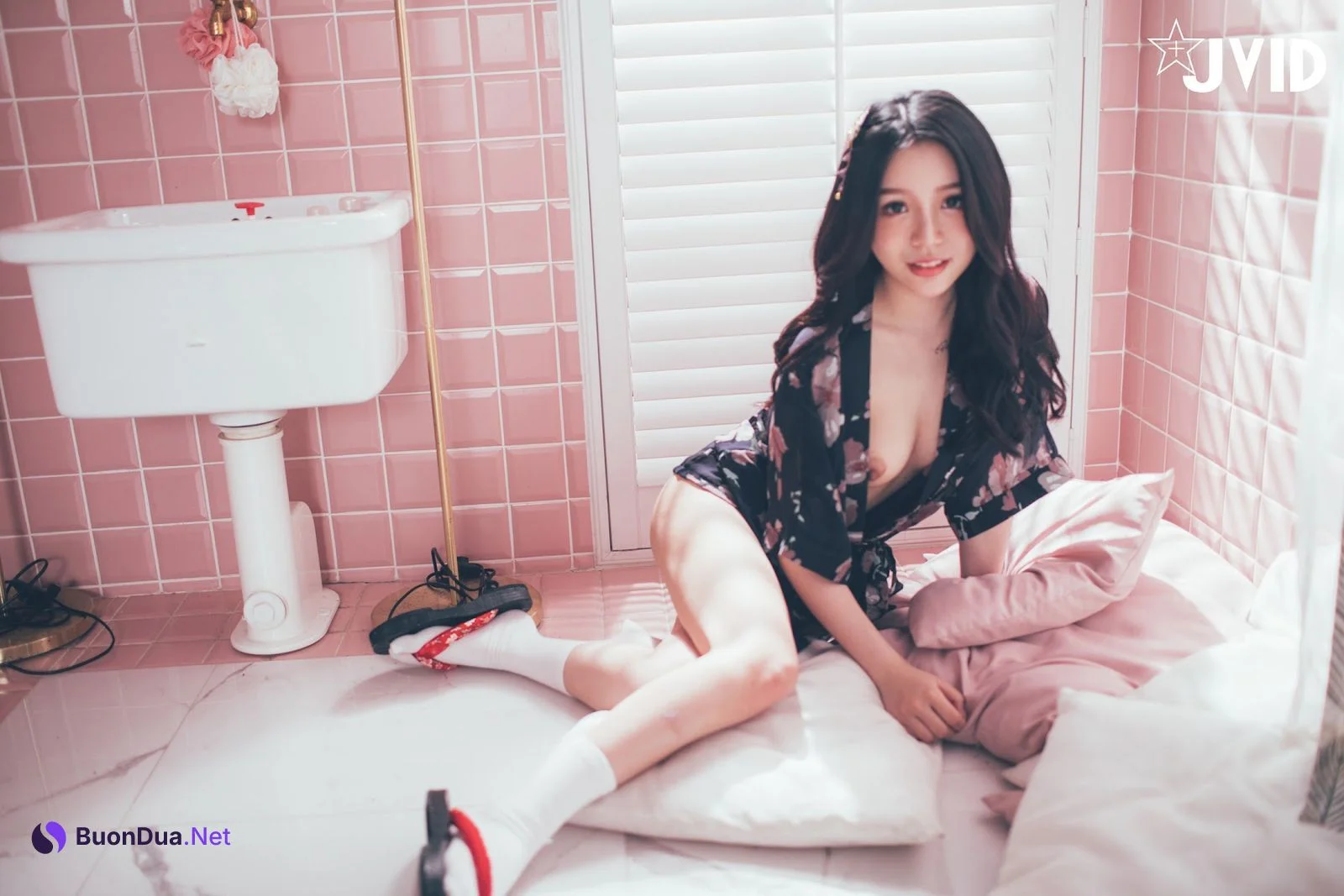 [JVID] 梵梵 – 天然美女梵梵 美麗無邪的笑容甜翻你的心 - 写真 166