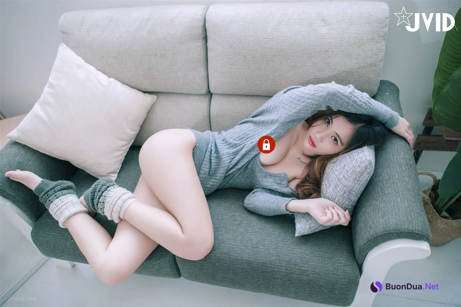JVID精品 美乳女神Jessica到友人家看貓被強制高潮 Set.01 - Photo 2