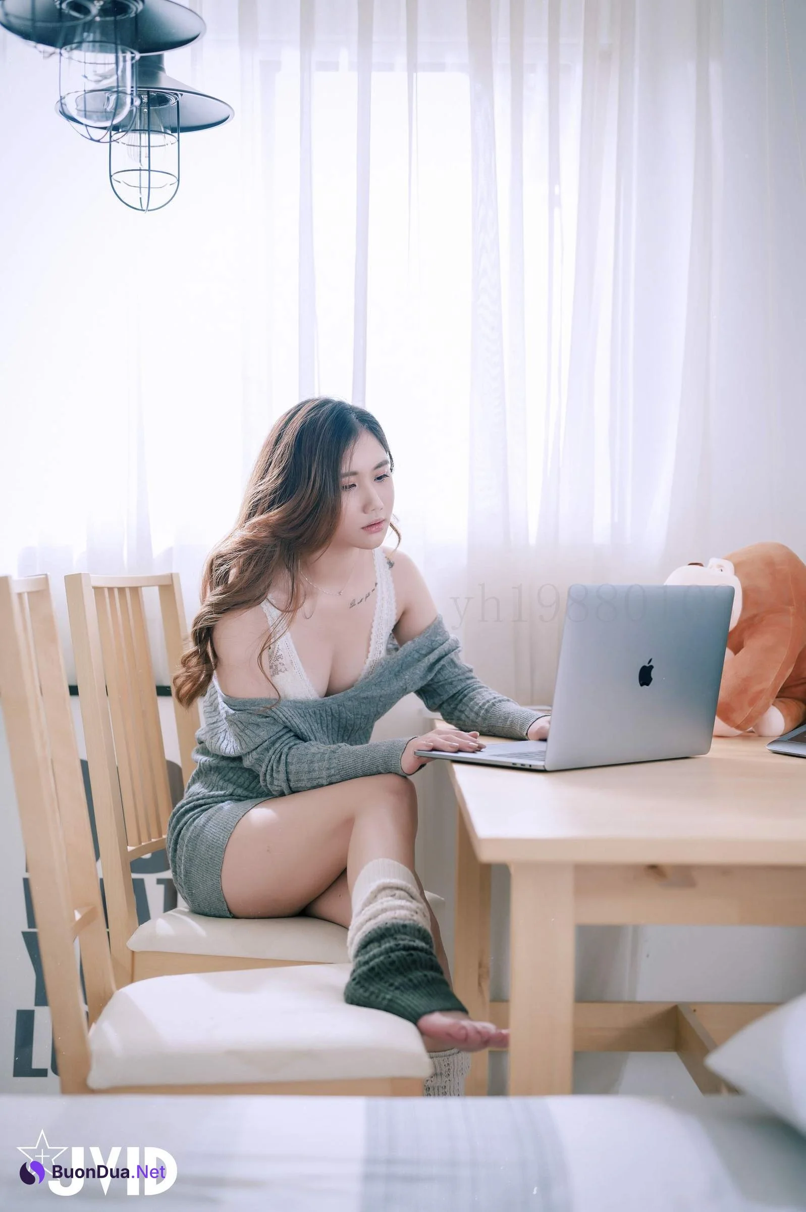 JVID精品 美乳女神Jessica到友人家看貓被強制高潮 Set.02 - Photo 4
