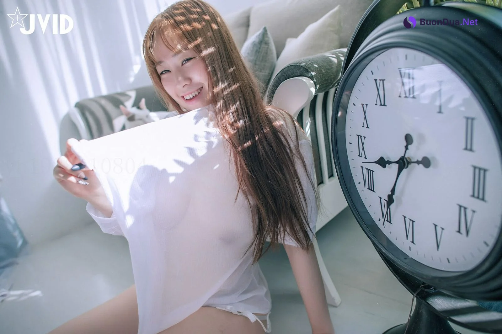 [JVID] Julie藏獒 – H罩杯巨乳藏獒，回國後的性感絕美首發 - Photo 5
