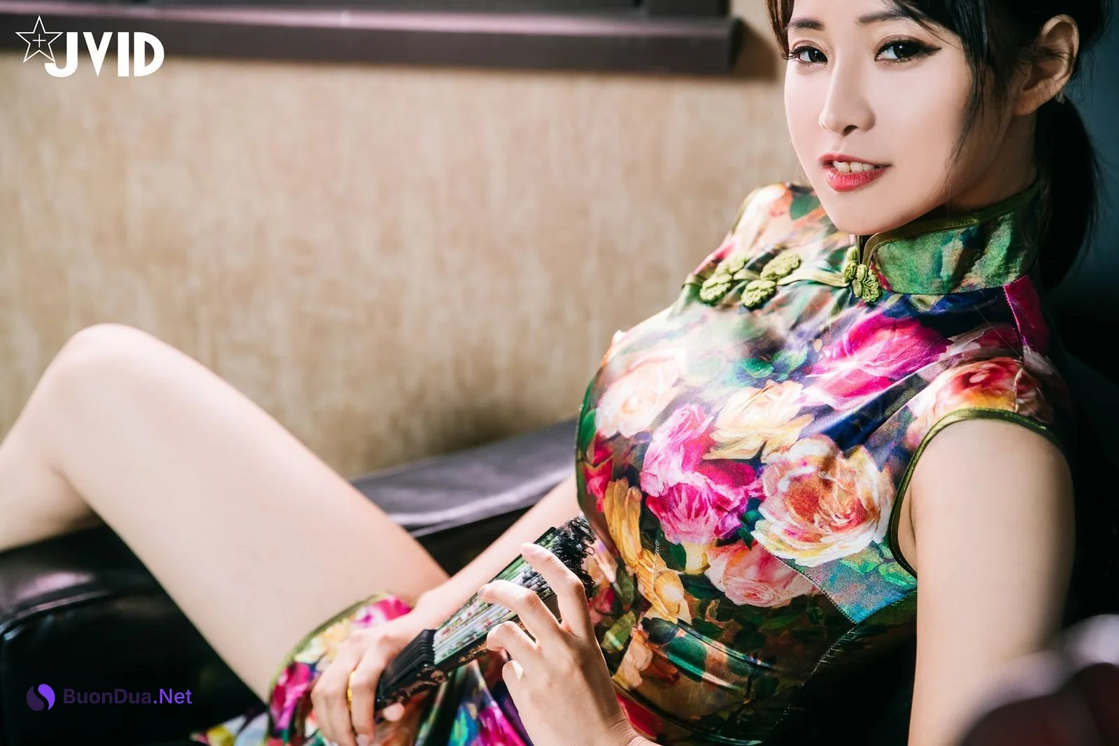 [JVID] Lele 樂樂 – 性感女神樂樂旗袍裝 - Photo 20