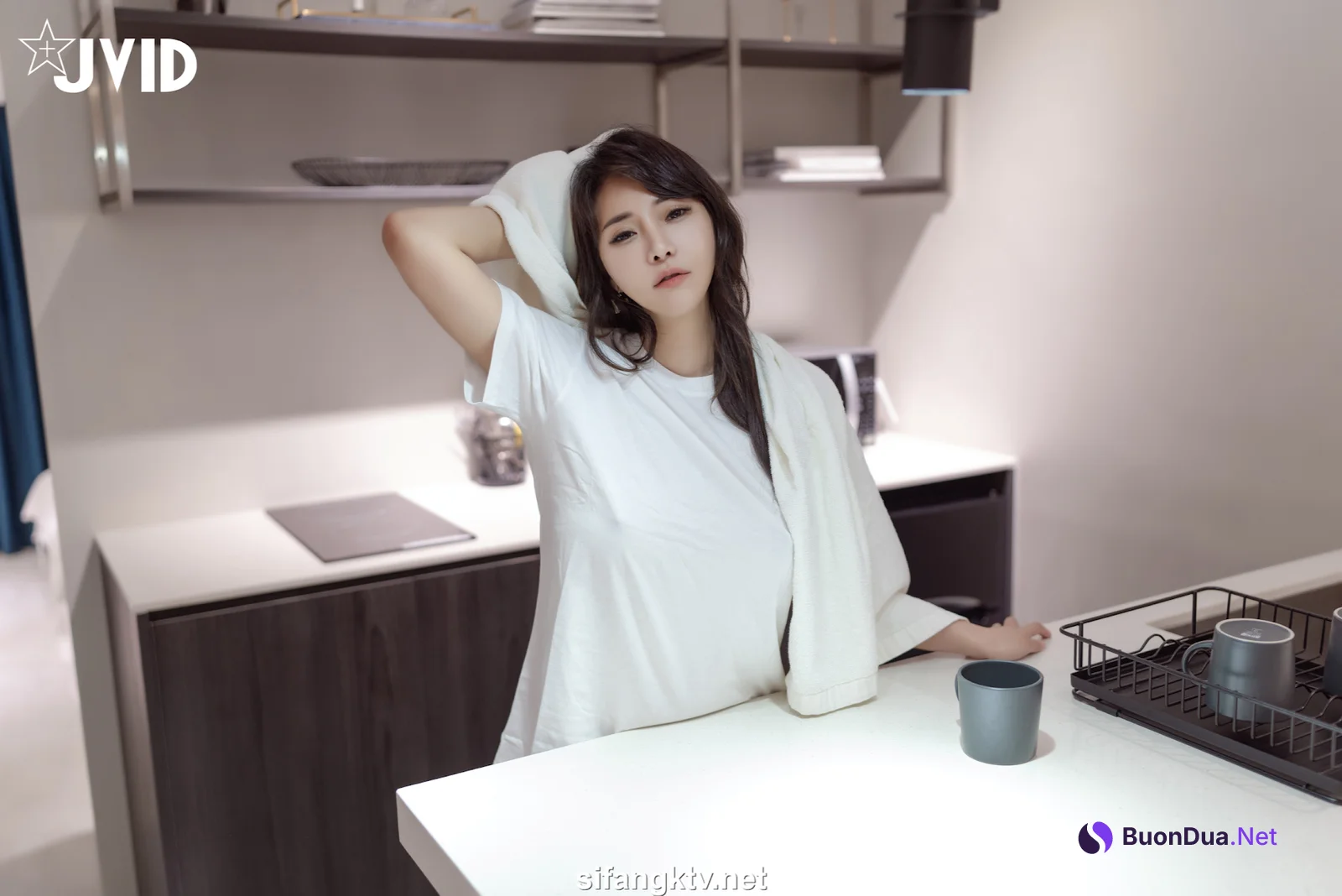 [JVID] Lele 樂樂 – 夜道を帰宅途中の巨乳妙齡女子《樂_樂》 - 写真 10