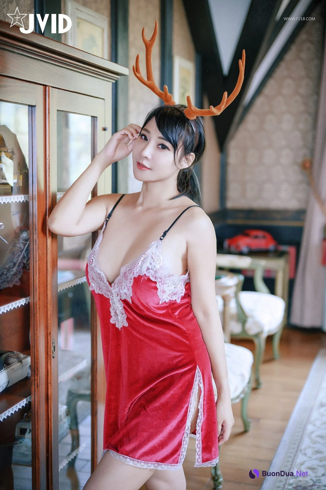 JVID Lele 樂樂 – 全輯上空無碼 巨乳校花 樂樂－鹿角loli的報恩！ Set.02 - Photo 10