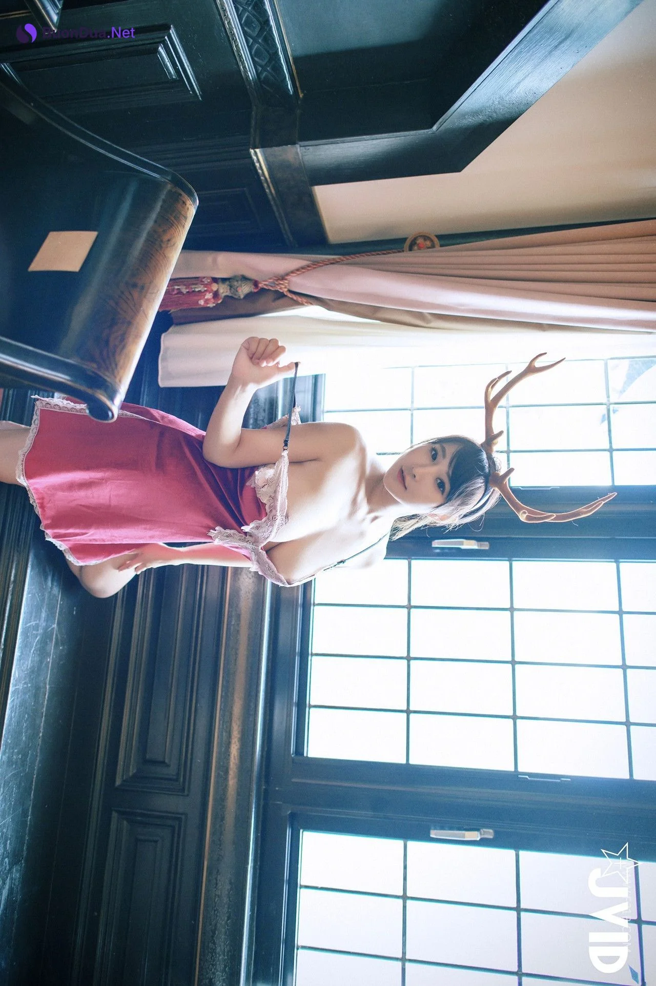 JVID Lele 樂樂 – 全輯上空無碼 巨乳校花 樂樂－鹿角loli的報恩！ Set.02 - Photo 4