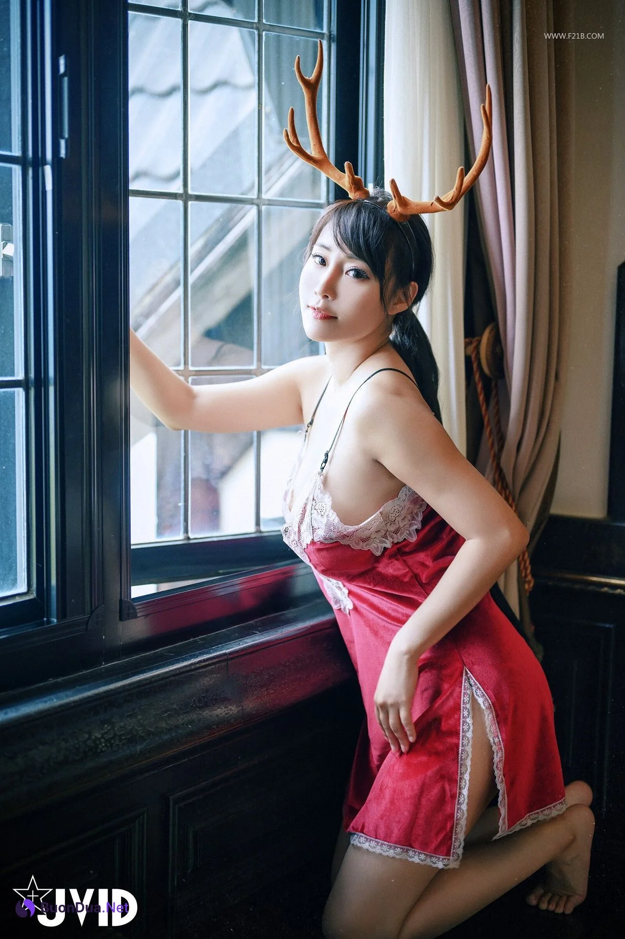 JVID Lele 樂樂 – 全輯上空無碼 巨乳校花 樂樂－鹿角loli的報恩！ Set.02 - Photo 6