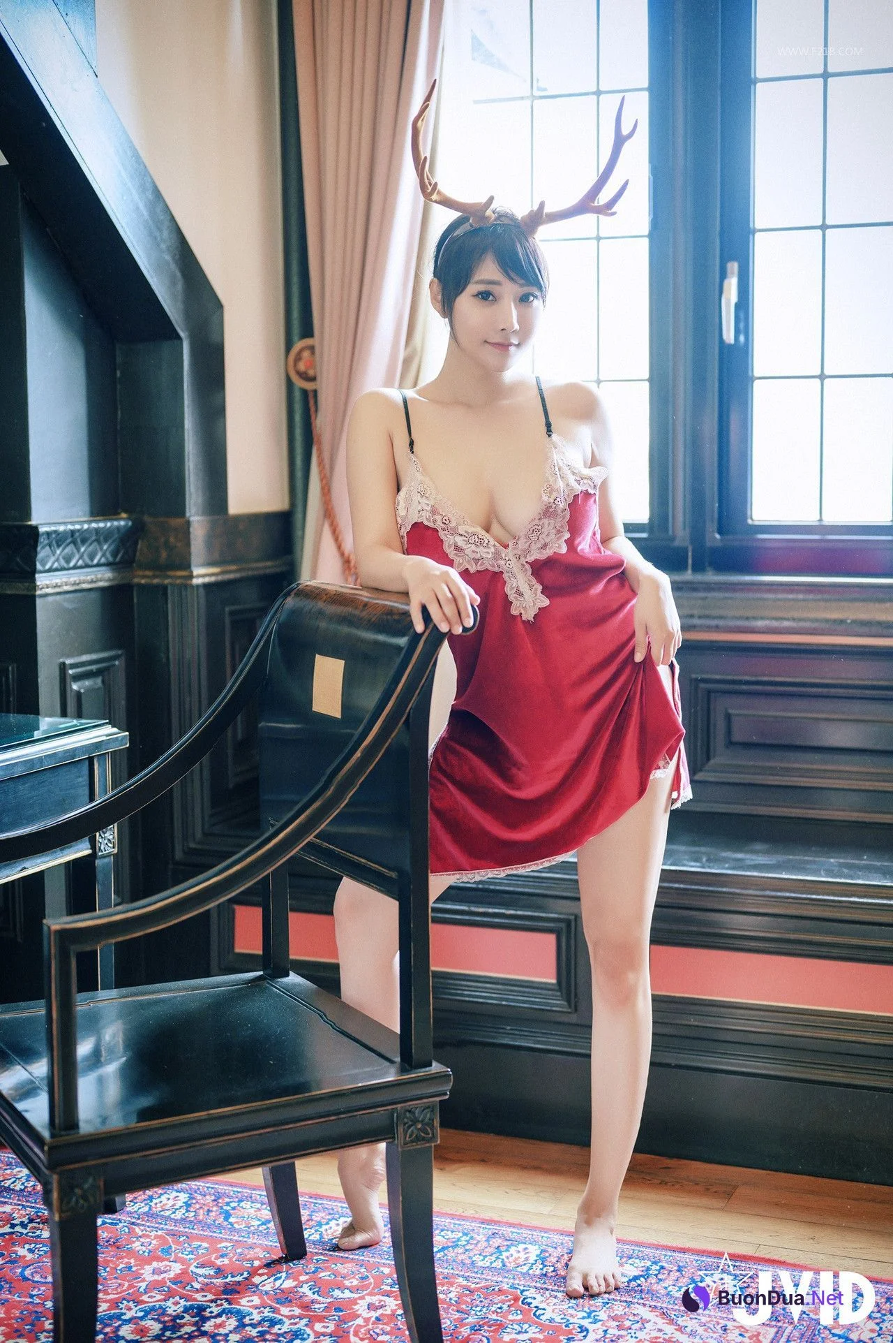 JVID Lele 樂樂 – 全輯上空無碼 巨乳校花 樂樂－鹿角loli的報恩！ Set.02 - Photo 8