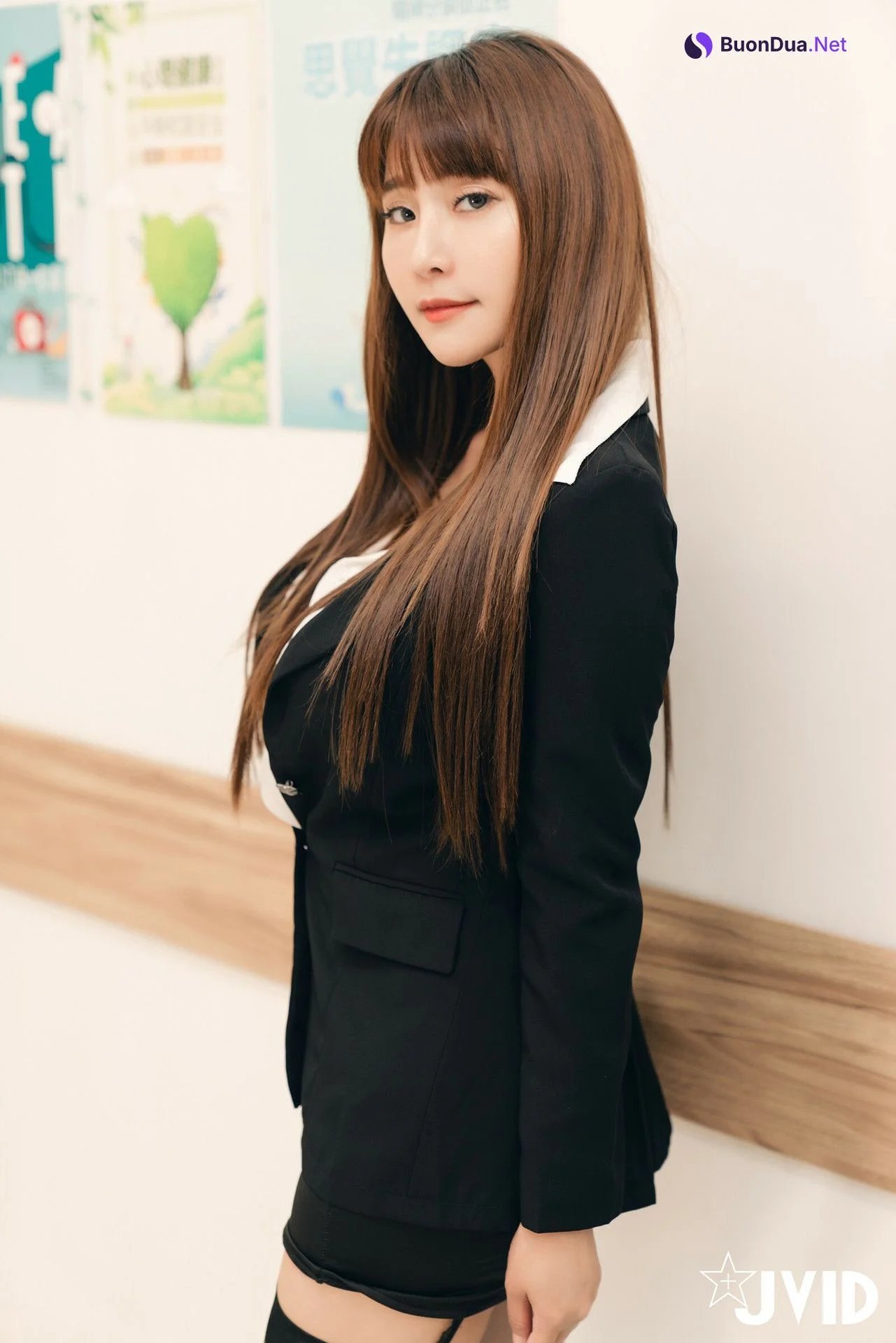 JVID Lele 樂樂 – 「呆萌巨乳OL下班健康檢查，遇到了色性大發醫師，用手指、玩具最後用棒棒內診，還內射給病患，但這種健康檢查太舒服了⋯♡下次還要再來檢查 - Photo 6