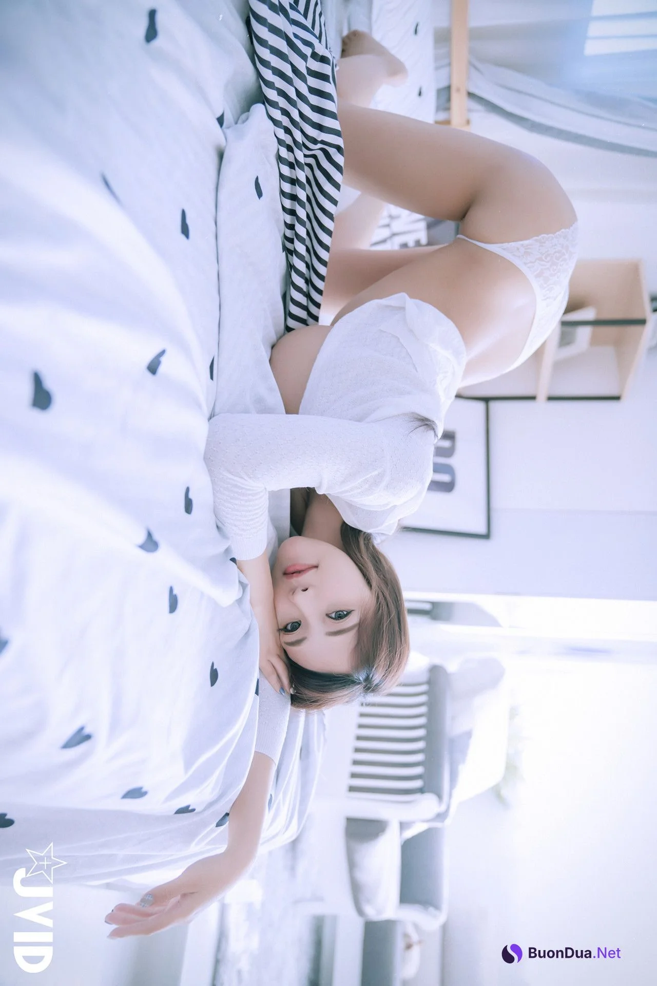 JVID Lele 樂樂 美巨乳樂樂最新力作，性感晨光，等你一起來滾床 Set.01 - Photo 16