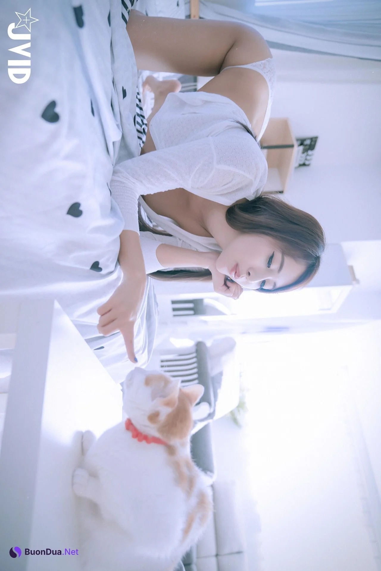 JVID Lele 樂樂 美巨乳樂樂最新力作，性感晨光，等你一起來滾床 Set.01 - Photo 18