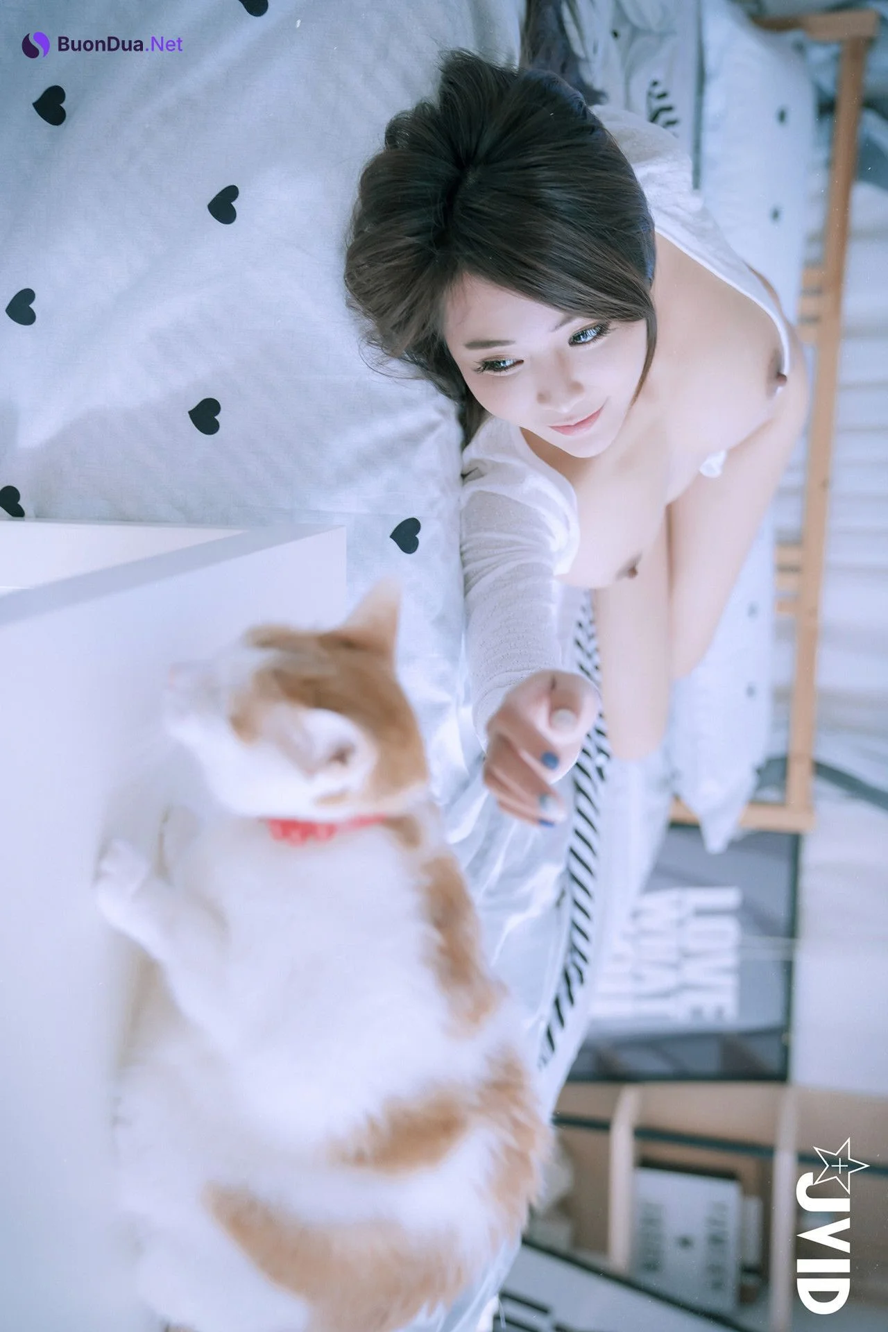 JVID Lele 樂樂 美巨乳樂樂最新力作，性感晨光，等你一起來滾床 Set.01 - Photo 19