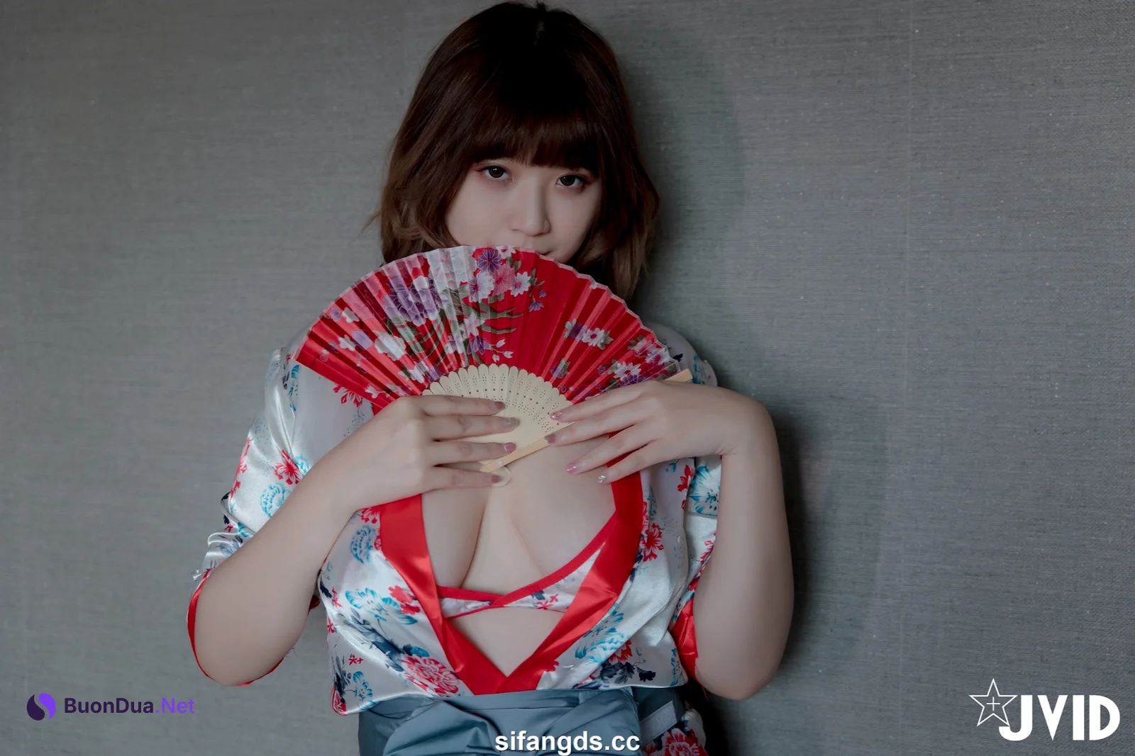 [JVID] Ruru茹茹 – 巨乳吃播主拍攝遇到瘋狂粉絲迷暈綁架 - Photo 45