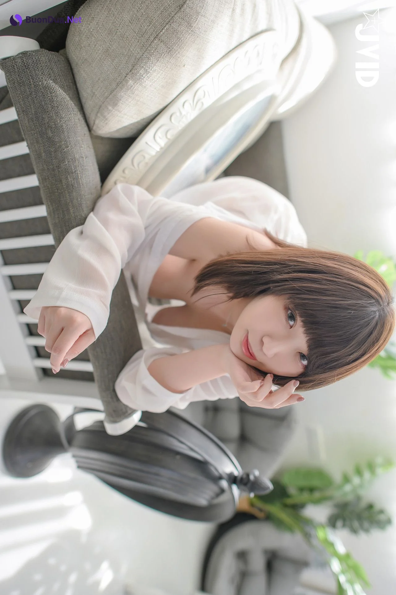 JVID Ruru茹茹 H級豪巨乳 寄宿家中的前同事－茹茹，一早醒來就衣衫不整！豪乳在眼前晃的我頭好暈啊～～～ Set.01 - Photo 19