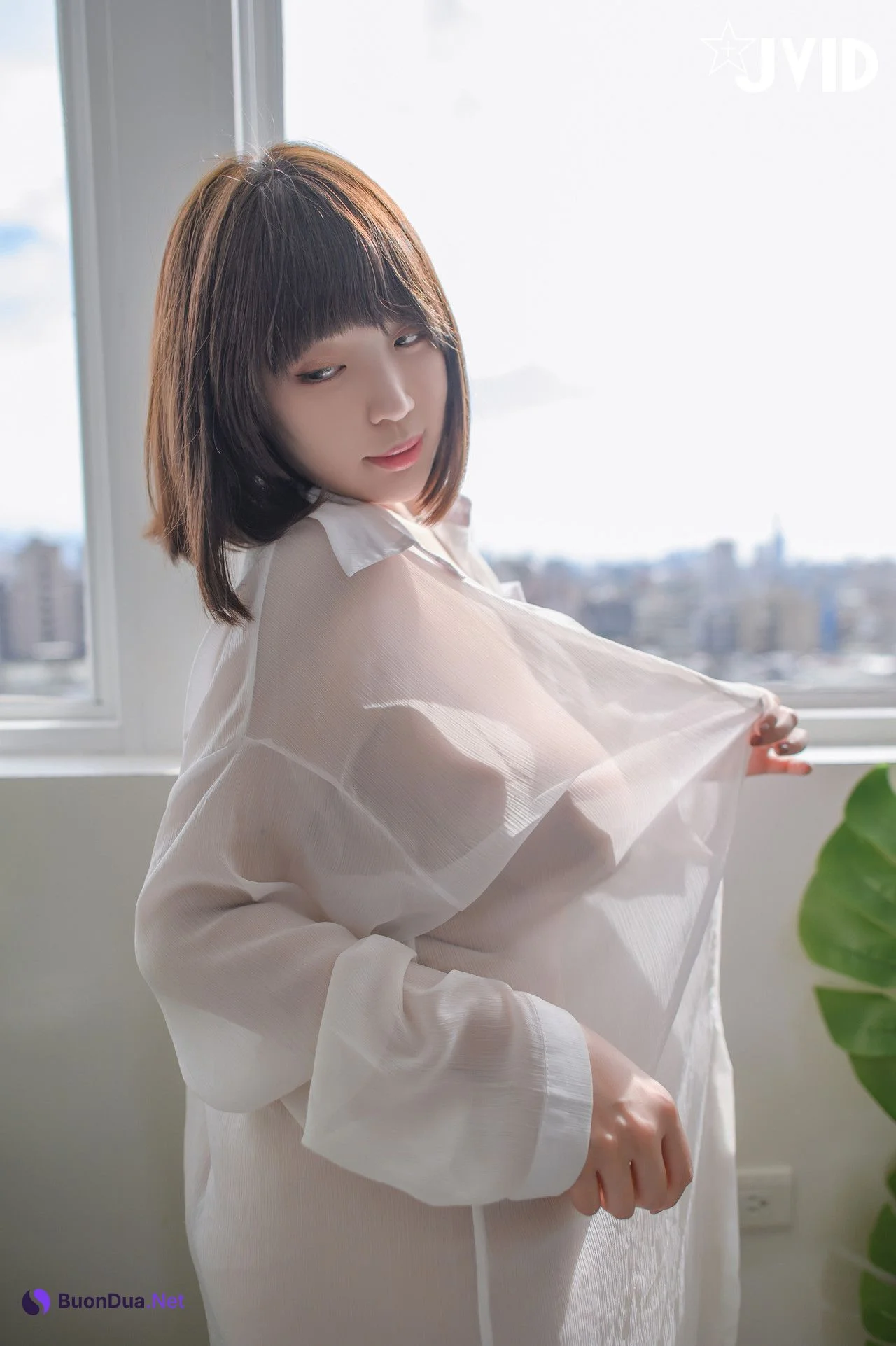 JVID Ruru茹茹 H級豪巨乳 寄宿家中的前同事－茹茹，一早醒來就衣衫不整！豪乳在眼前晃的我頭好暈啊～～～ Set.03 - Photo 18