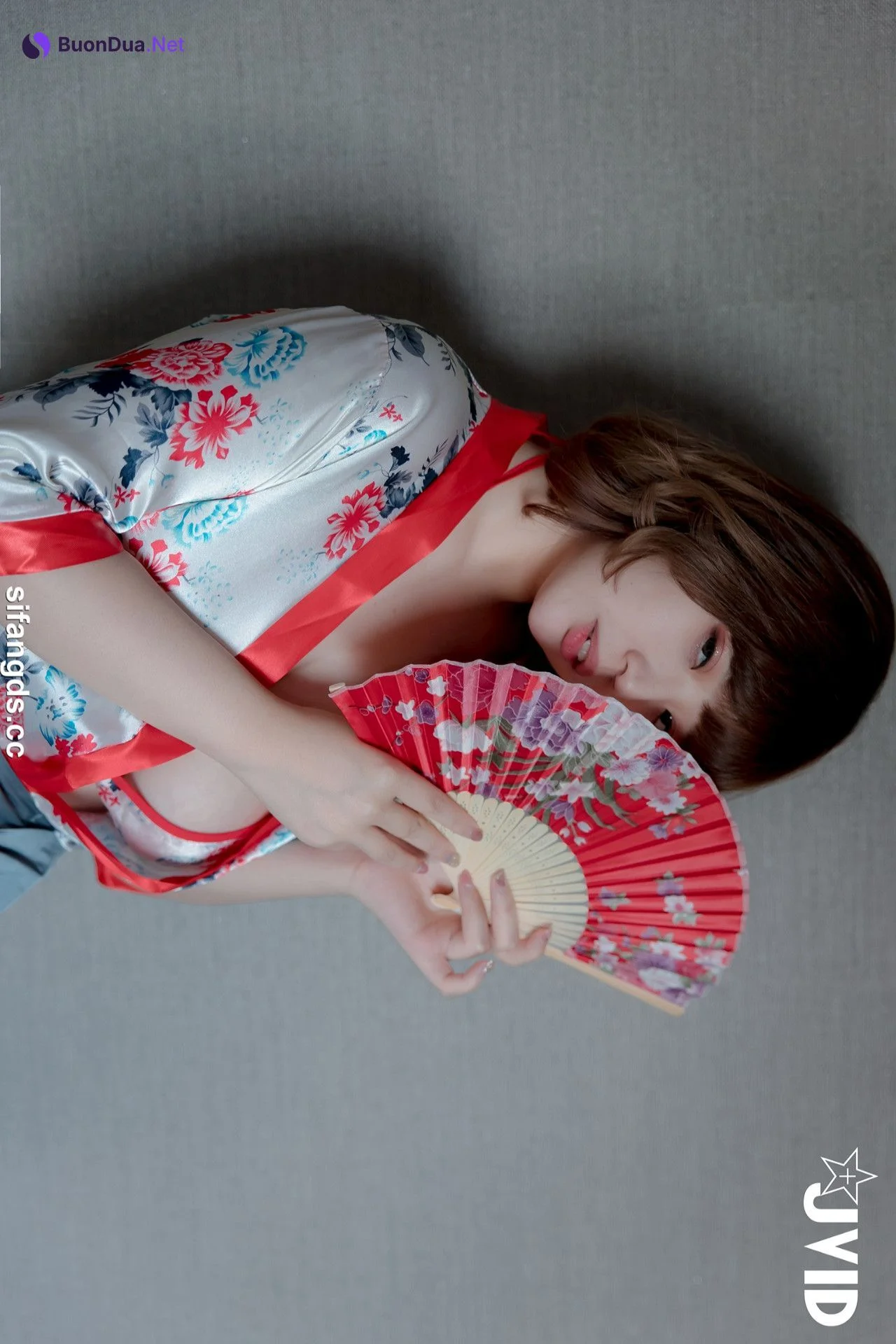 JVID Ruru茹茹 – 巨乳吃播主拍攝遇到瘋狂粉絲迷暈綁架 Set.02 - Photo 5