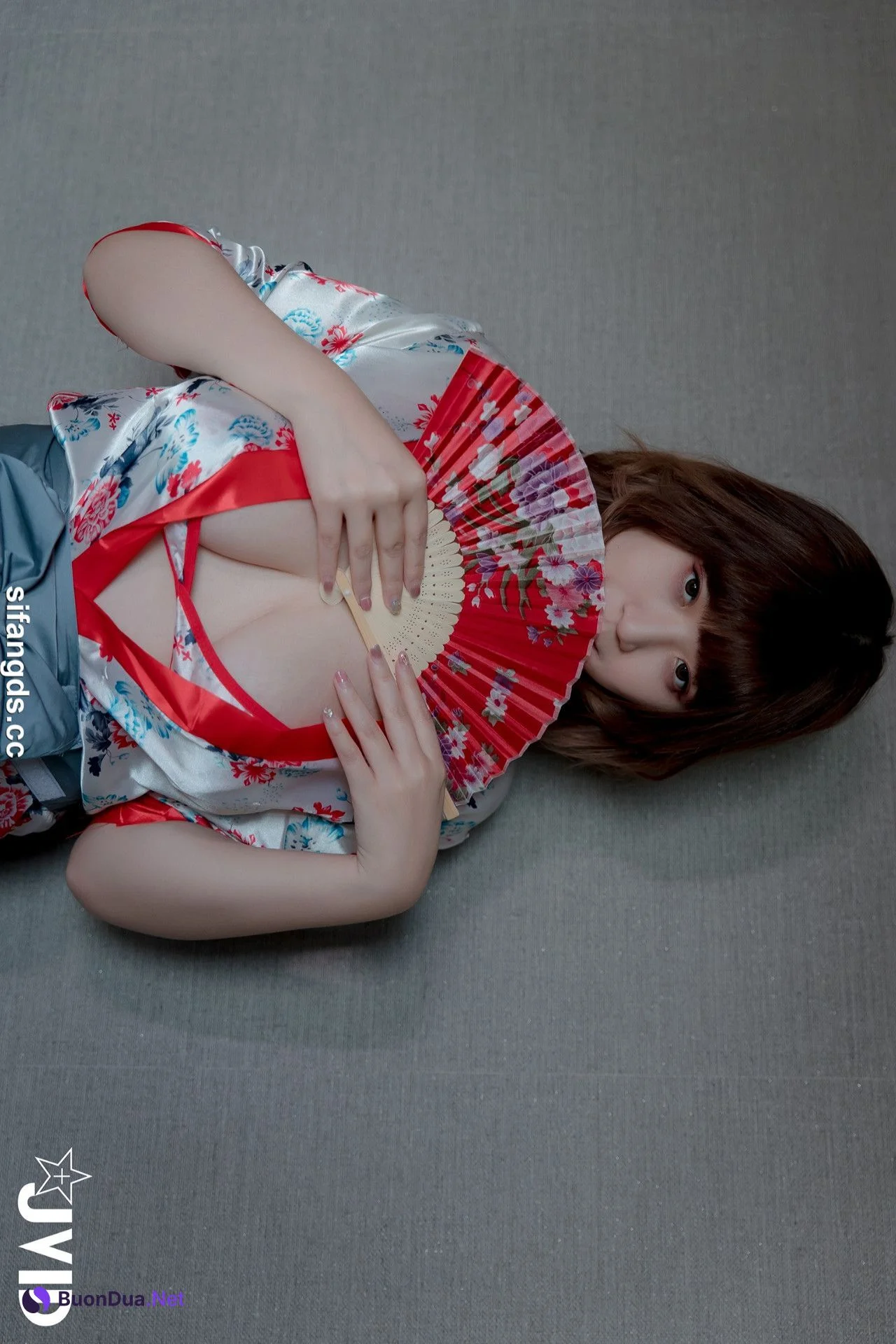 JVID Ruru茹茹 – 巨乳吃播主拍攝遇到瘋狂粉絲迷暈綁架 Set.02 - Photo 6