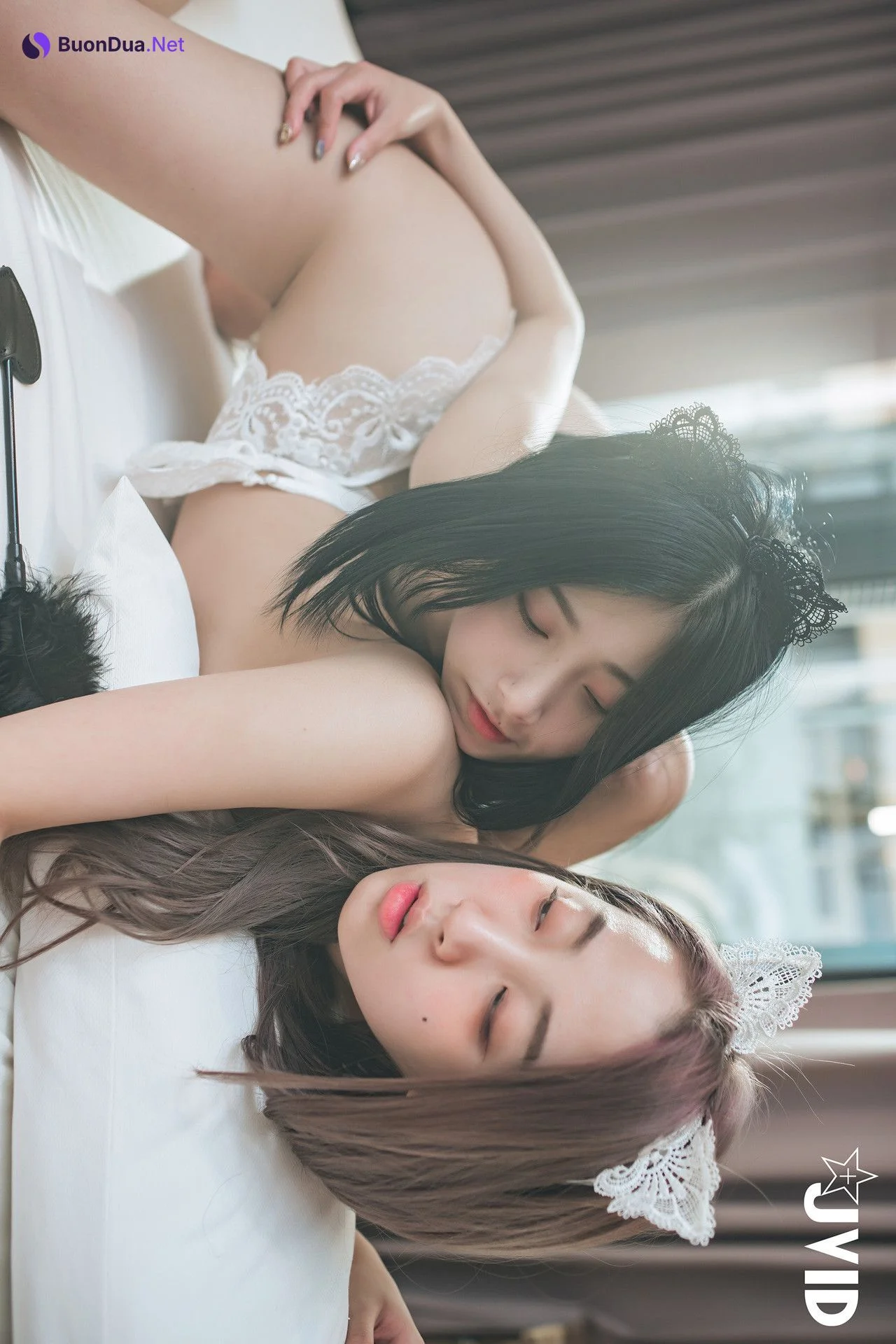 JVID 淇淇selina & 小隻馬霓霓 – 【雙车模輯】淇淇＆霓霓寵物閨蜜裸體挑逗，霓霓上空無碼年度限定隱藏版!!! Set.03 - Photo 11