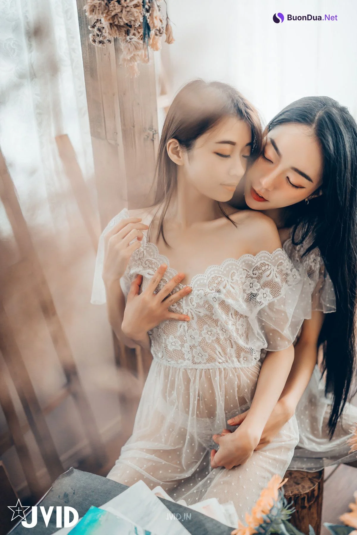 JVID精品 飄飄 妍妍 百合花神の美少女 最色色嘗試 辰辰特別客串！色色最大突破 Set.01 - Photo 20