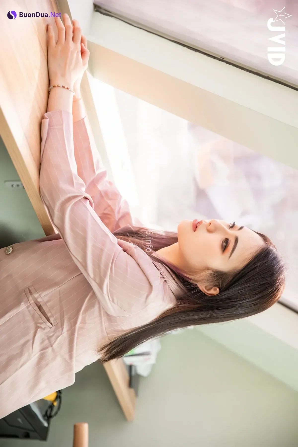 JVID 阿黎 – 公司新來的霸氣女業務 業績第一名 原來都是用肉體來換來的合約 難怪一直保持銷冠的地位 Set.01 - 写真 10