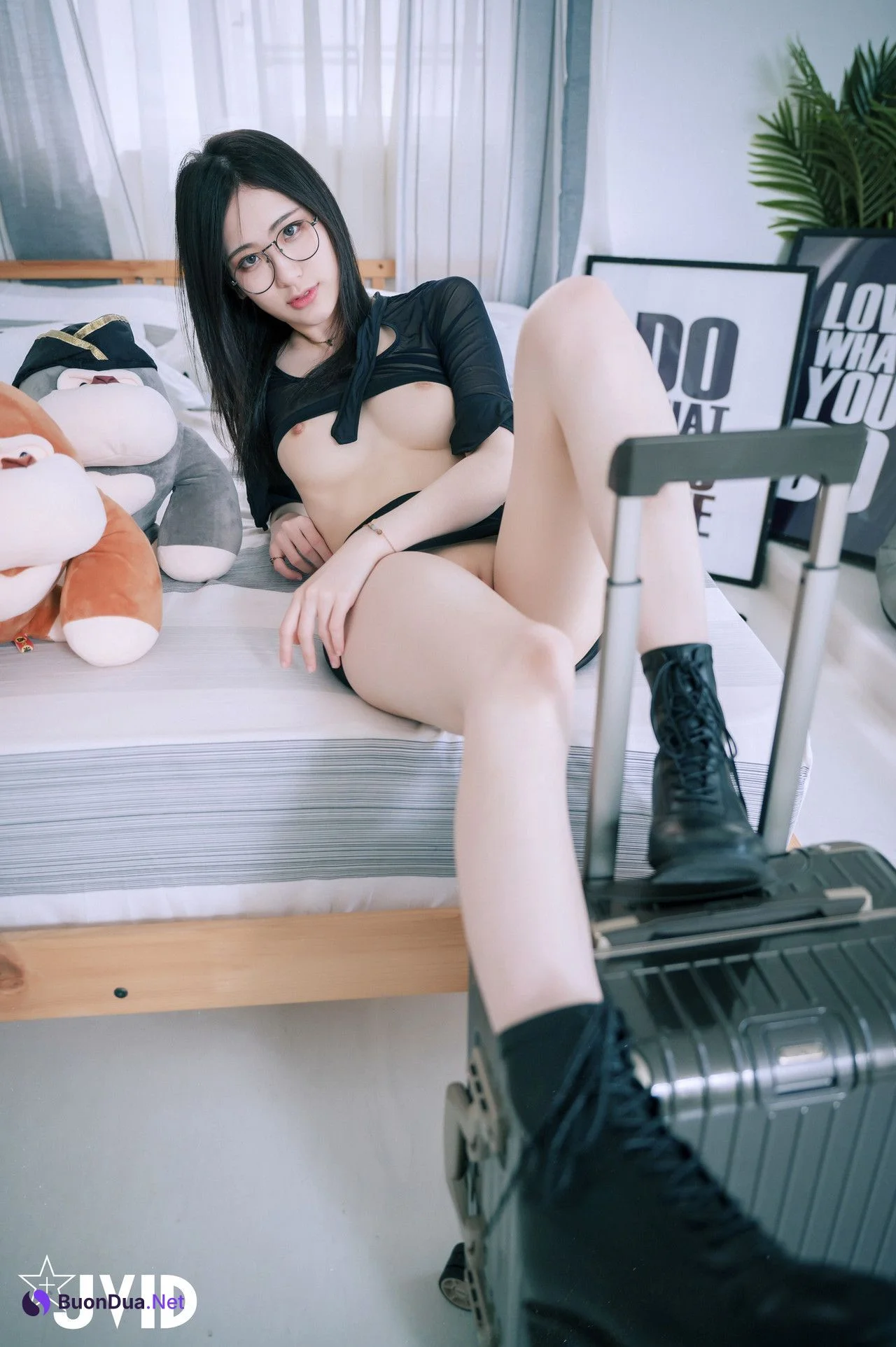 JVID精品 阿黎性感暗黑空姐，極透明空姐服令人血脈噴張 Set.01 - Photo 20