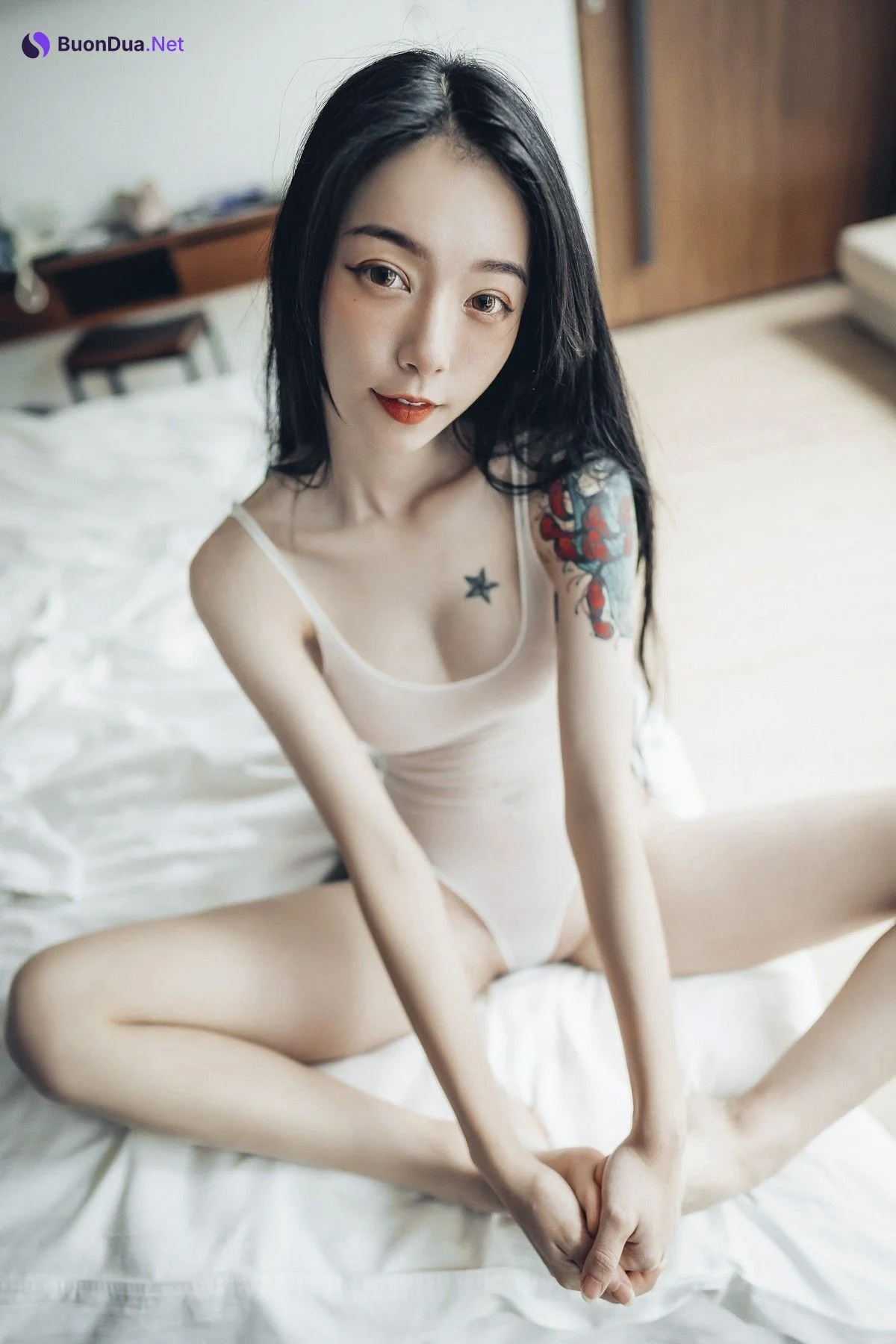 JVID精品 情色國王遊戲🔞比賽寫真情色大突破🔥 飄飄 辰辰 挑戰大家從沒有看過的她們 內容絕對厲害!!超誠意尺度滿滿的國王視角❤️讓兩位女神服侍 誰才是國王 Set.02 - Photo 6