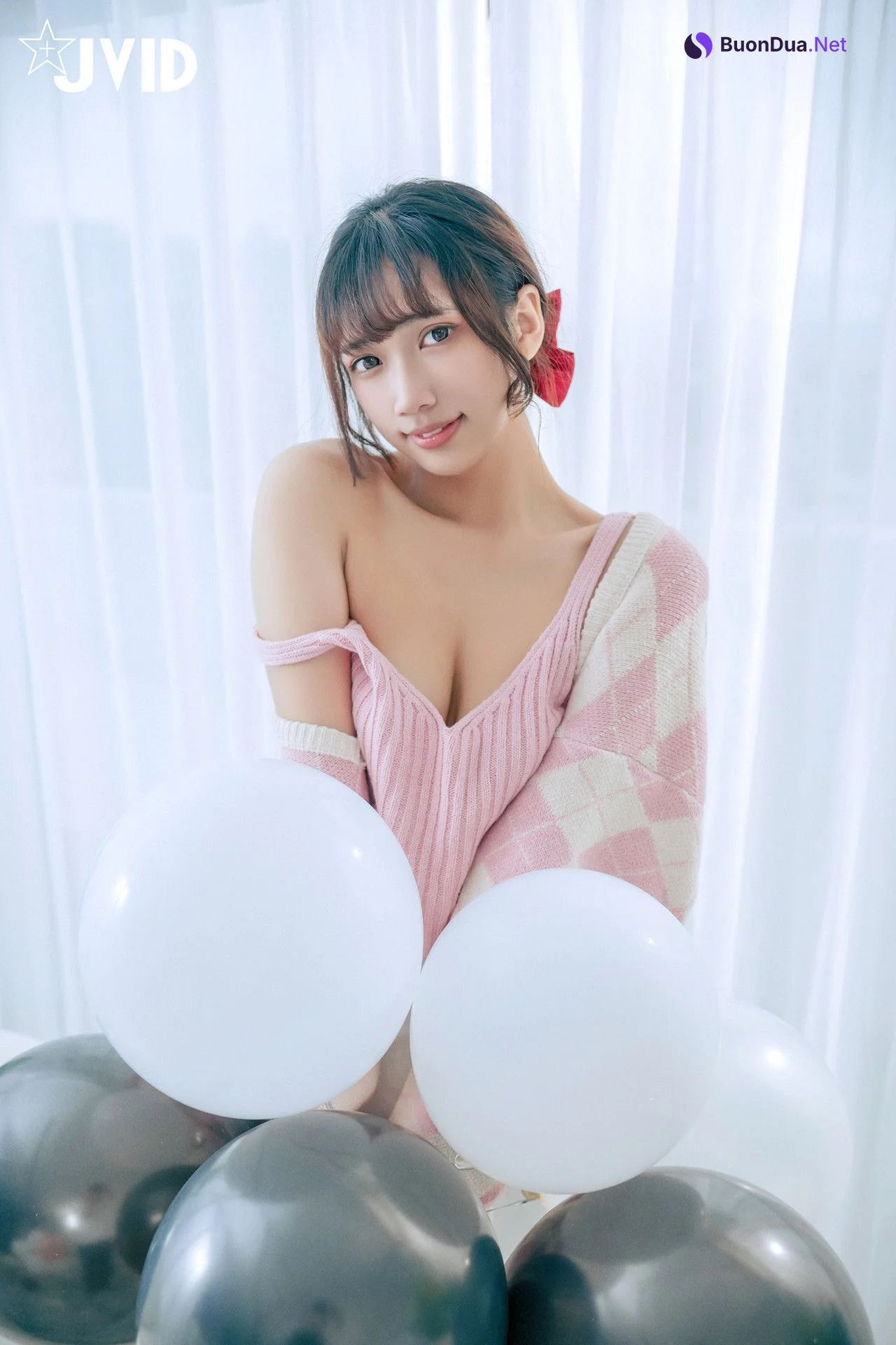 JVID 井野奈 & 肉包 – 色慾融合の閨蜜慶生派對 Set.02 - Photo 11