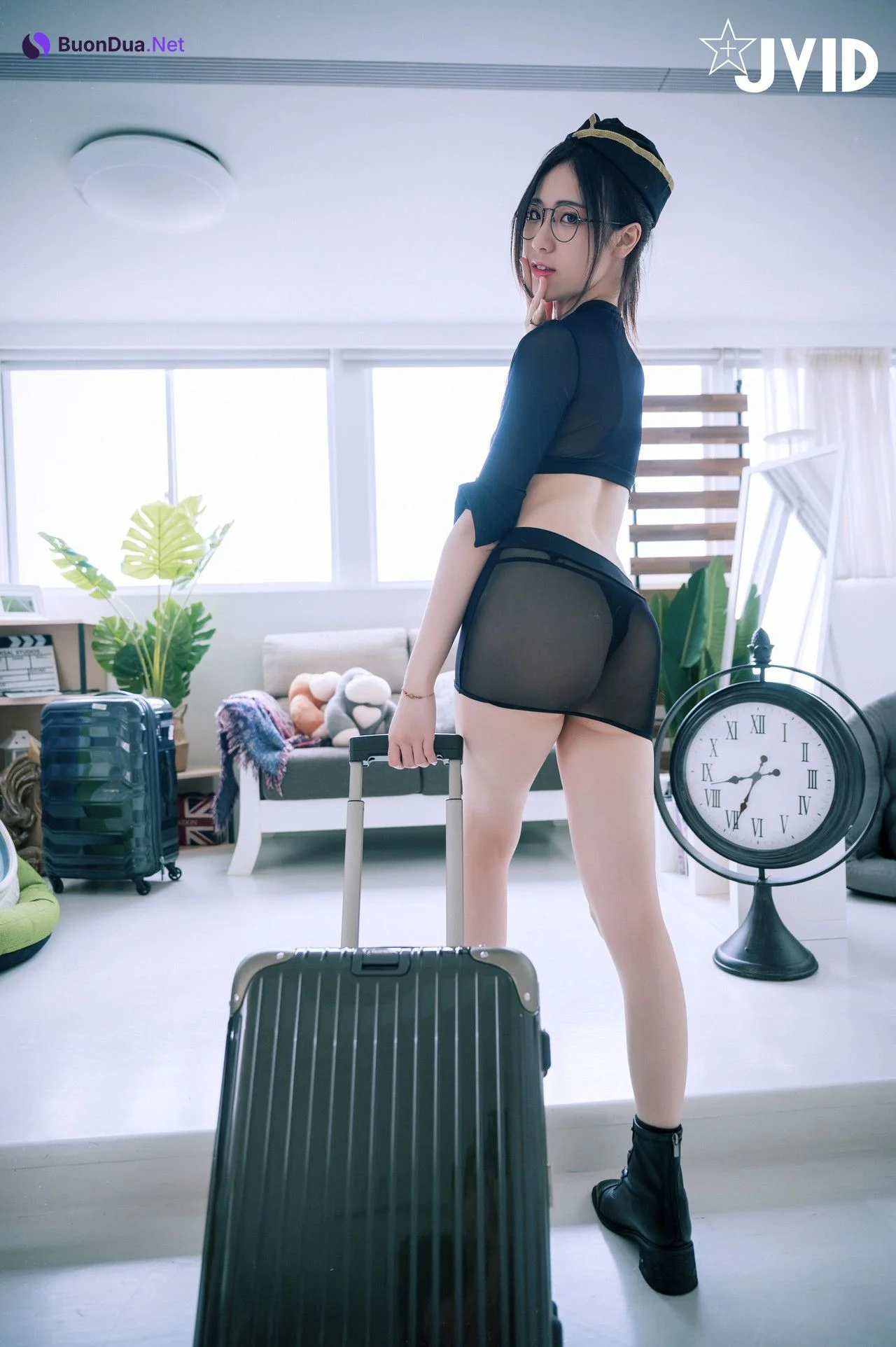 JVID精品 阿黎性感暗黑空姐，極透明空姐服令人血脈噴張 Set.02 - Photo 2