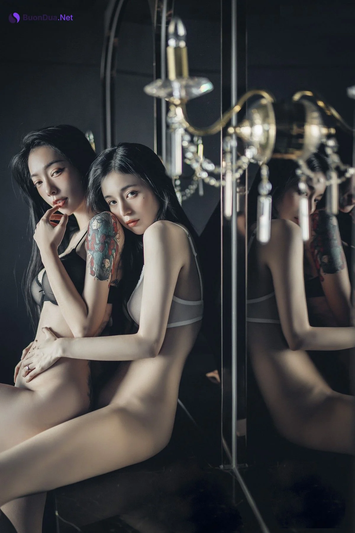 JVID精品 情色國王遊戲🔞比賽寫真情色大突破🔥 飄飄 辰辰 挑戰大家從沒有看過的她們 內容絕對厲害!!超誠意尺度滿滿的國王視角❤️讓兩位女神服侍 誰才是國王 Set.03 - Photo 17