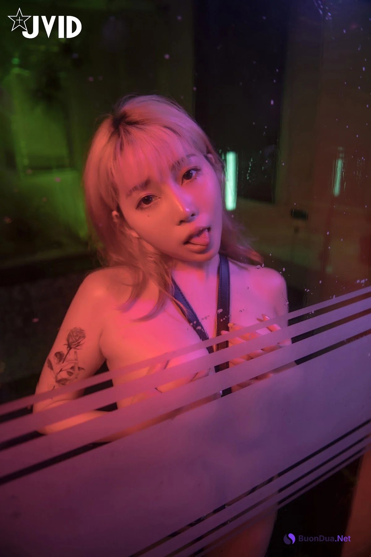 [JVID] Stacy – 摇曳的光影中被束缚的美女渐渐的穴湿了等妳来征服 - รูปภาพ 12