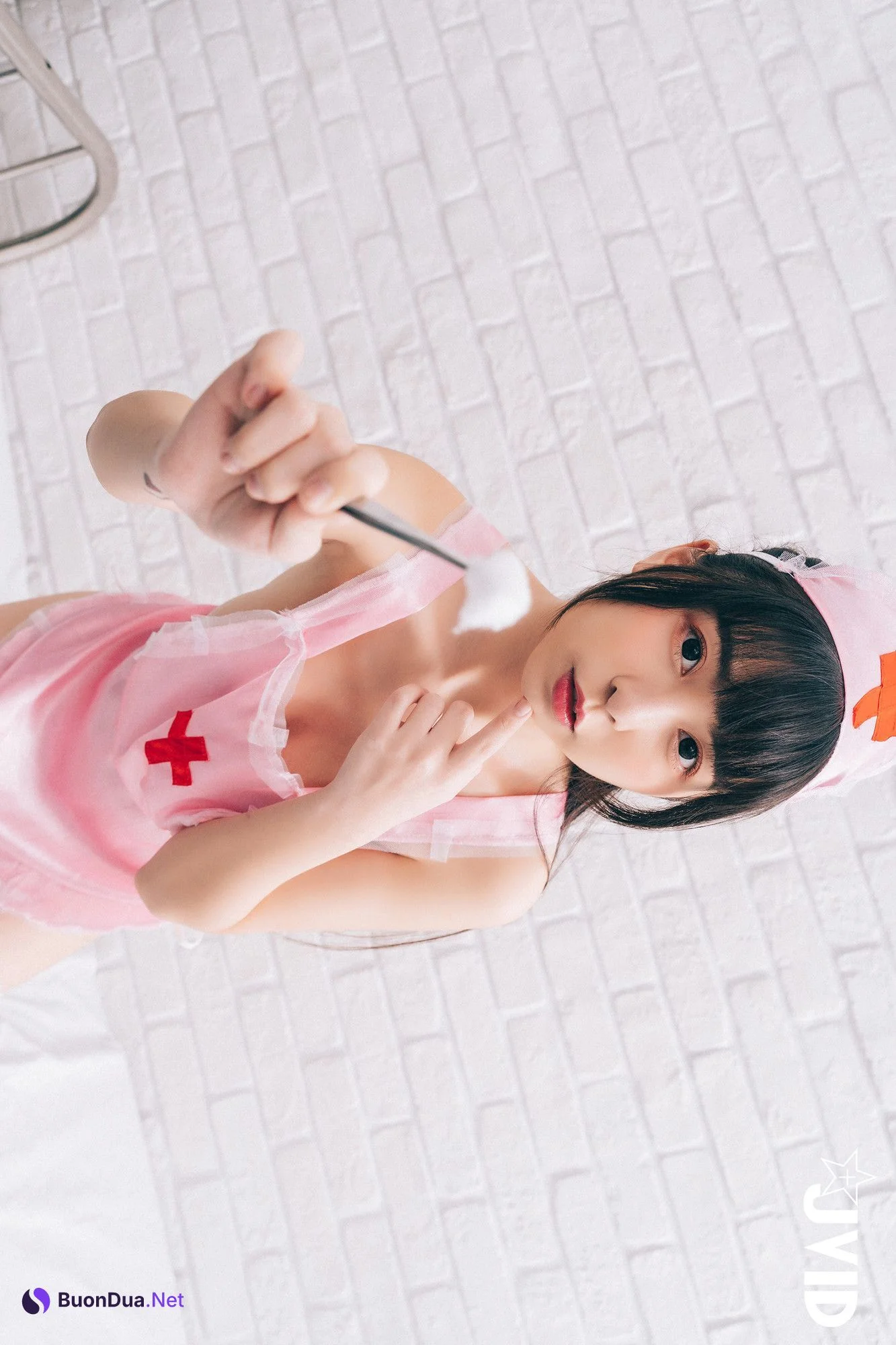 JVID 月台尼Tiny – 讓情色巨乳護士用女上位幫你搖出來吧 - Photo 10