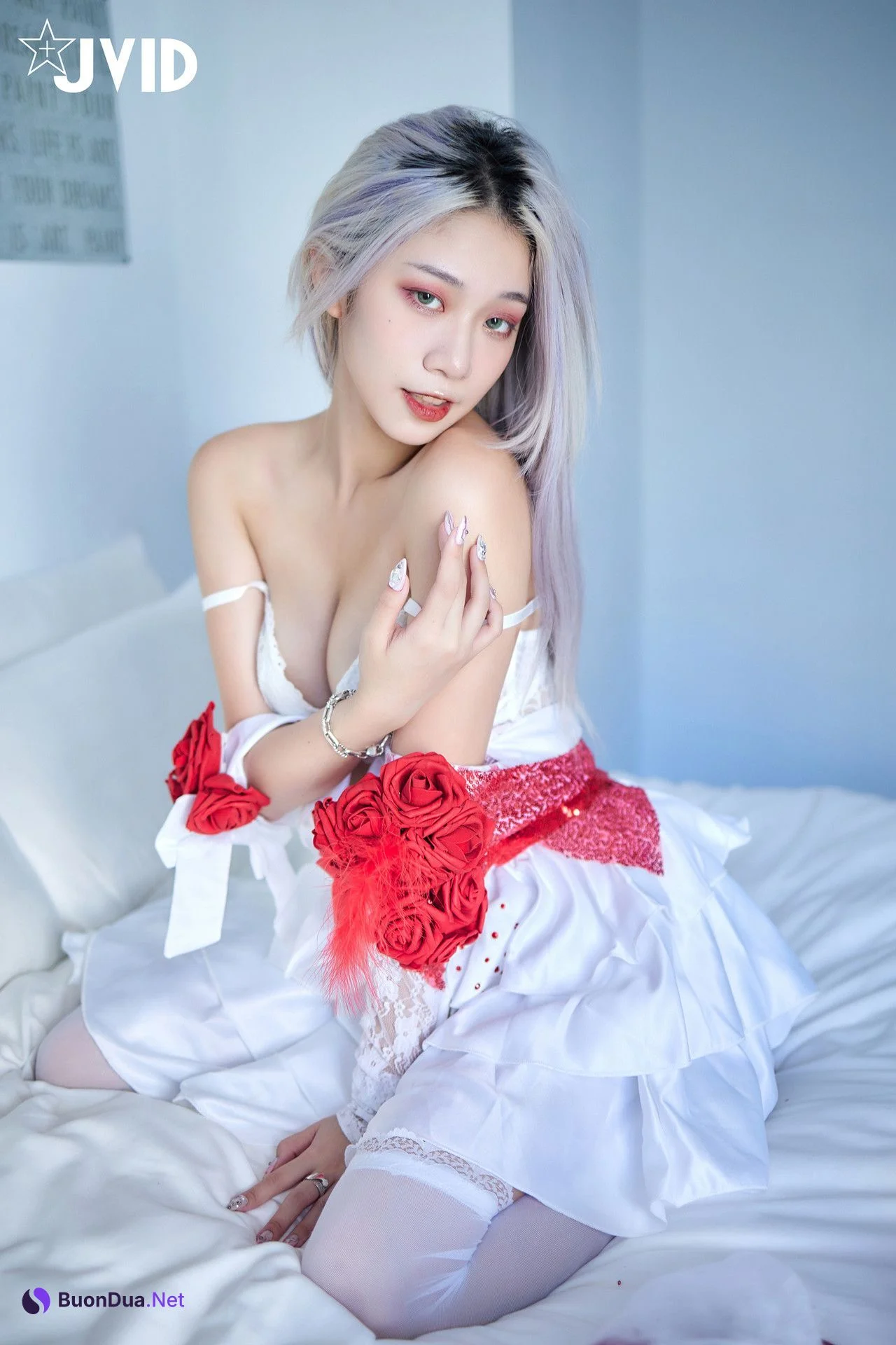 JVID Verna 「萬聖節鬼魅之月」 第五人格調香師Verna性感解密 隱藏版影片 Set.02 - Photo 18