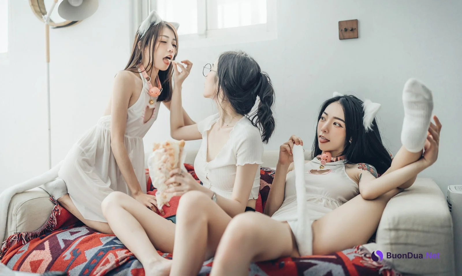 JVID精品 三位女神全裸合體🔞 宅女辰辰與她的兩隻貓咪飄飄 妍妍的性生活❤️ Vol.01 Set.01 - Photo 20