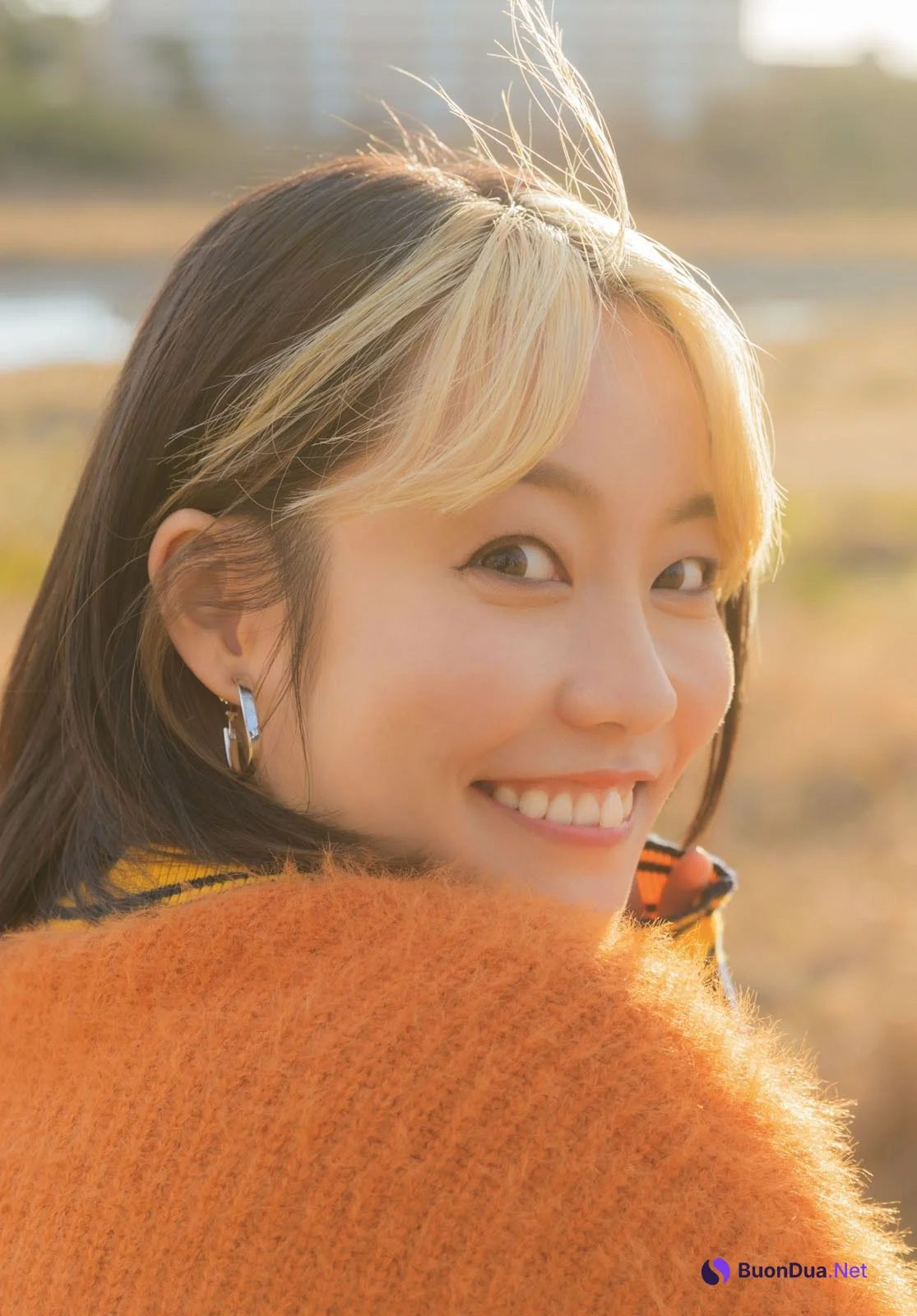 Kaede Hondo 本渡楓, Young Dragon Age ヤングドラゴンエイジ 2023 Vol.16 - Photo 12