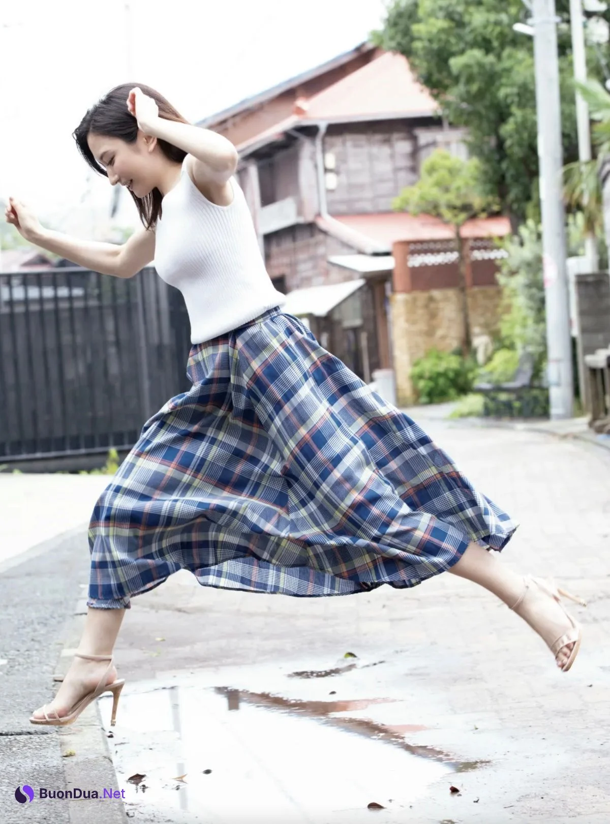 Kaede Shimizu 清水楓, ＦＲＩＤＡＹデジタル写真集 「emerge as…」 Set.04 - Photo 3