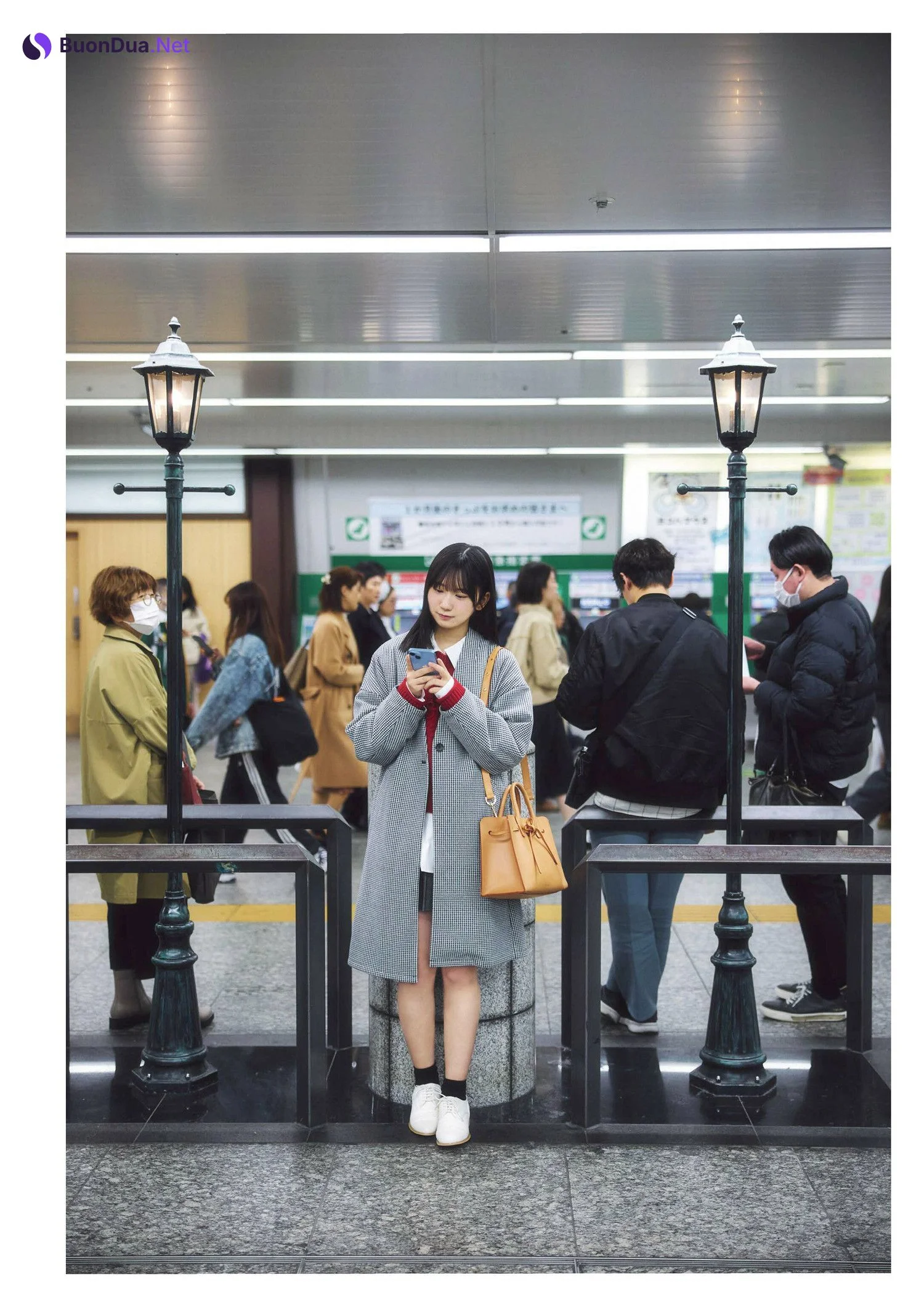 Kaho Fujishima 藤嶌果歩, BRODY 2025 No.02 (ブロディ 2025年2月号) - Photo 4
