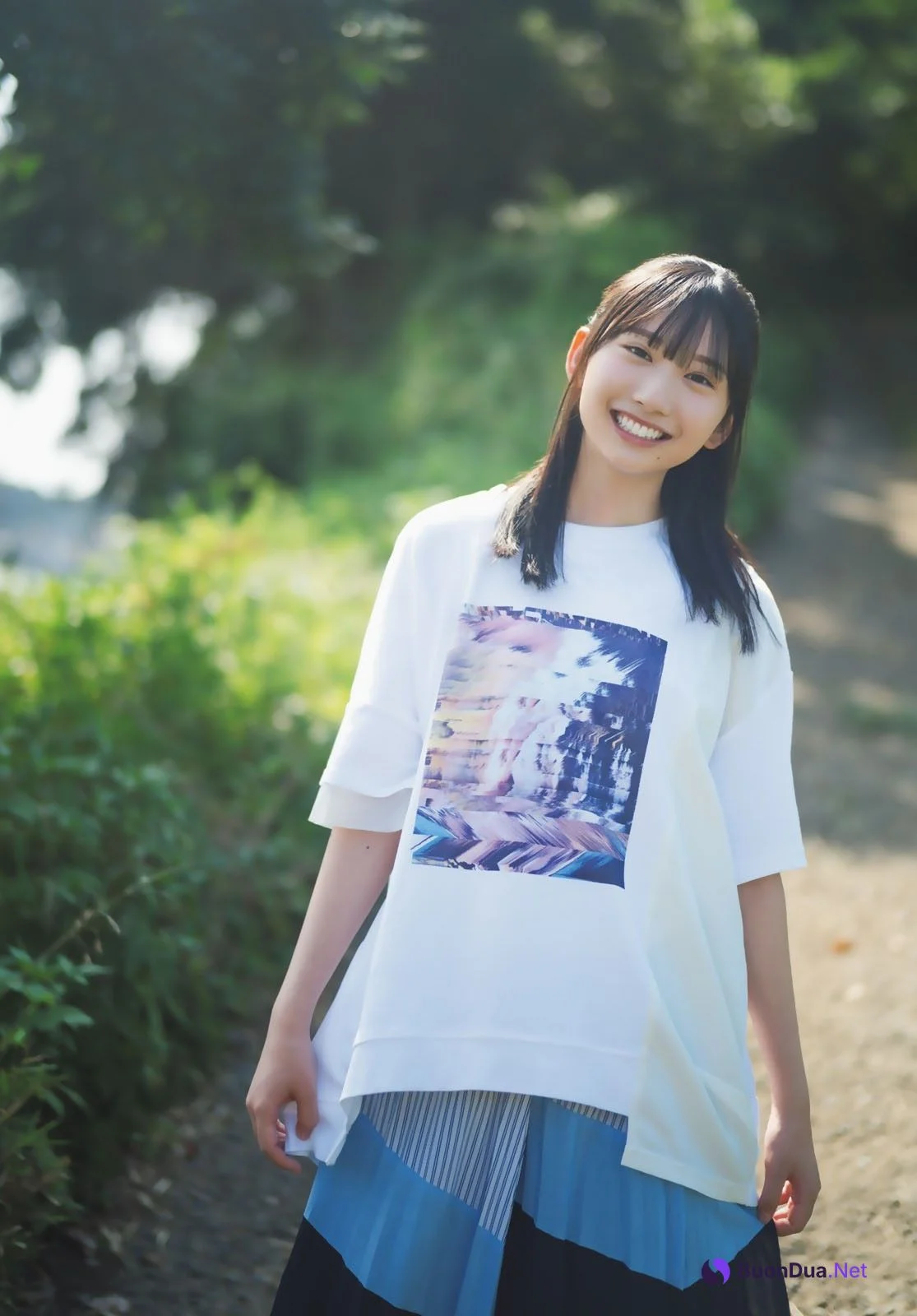 Kaho Fujishima 藤嶌果歩, Shonen Magazine 2024 No.42 (週刊少年マガジン 2024年42号) - Photo 9