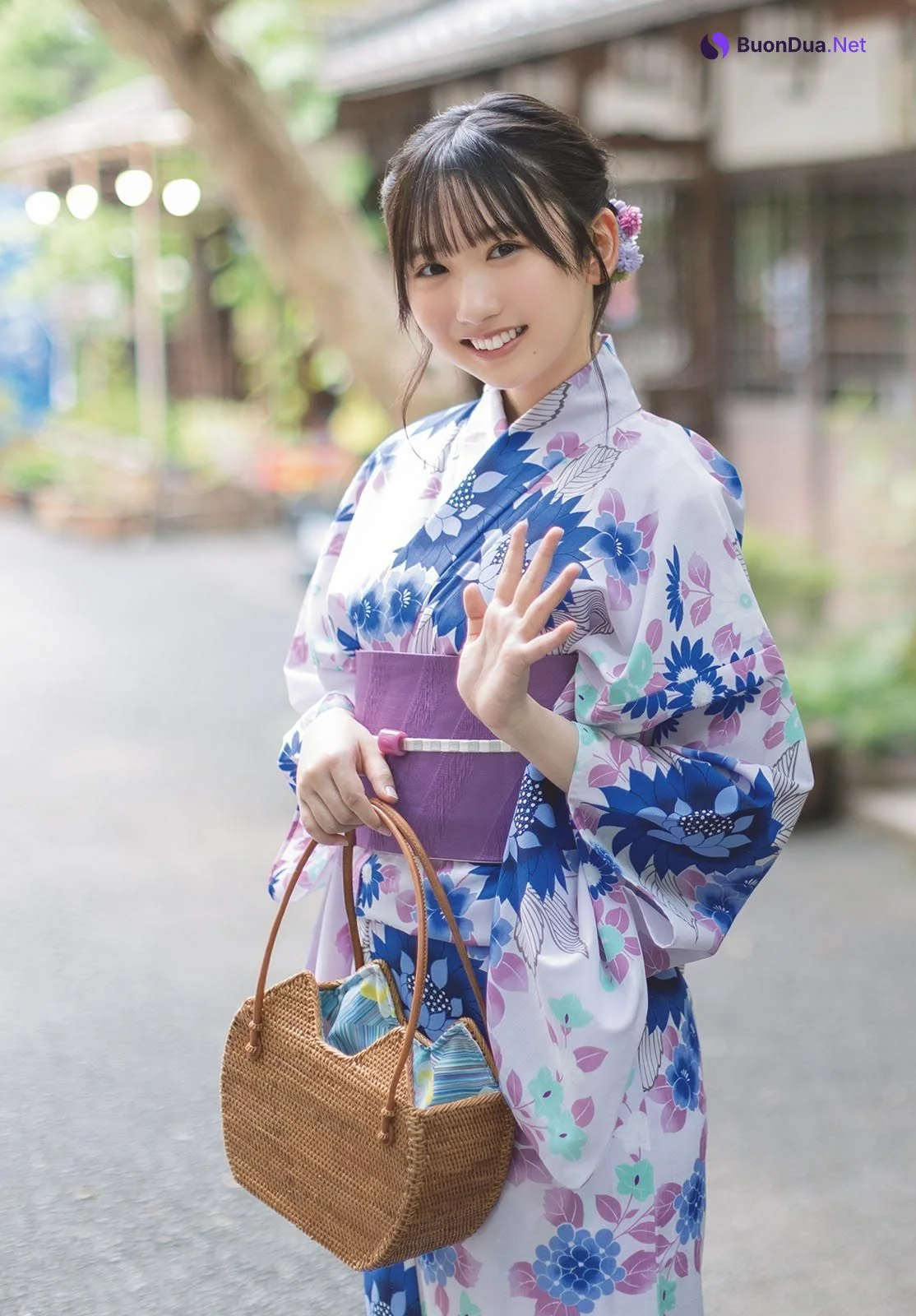 Kaho Fujishima 藤嶌果歩, Shonen Sunday 2023 No.35 (週刊少年サンデー 2023年35号) - Photo 4