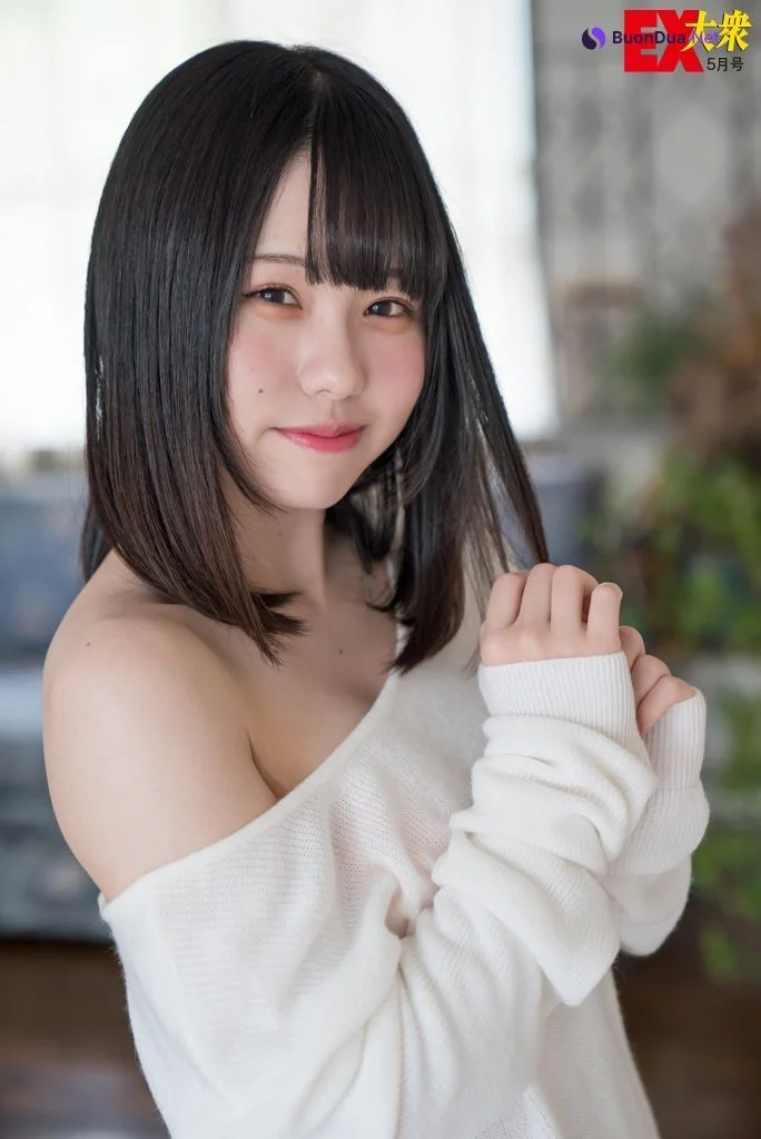 Kaho Sato 佐藤佳穂, Yukina Yahagi 矢作有紀奈, Ex-Taishu 2018.05 (EX大衆 2018年5月号) - Photo 7