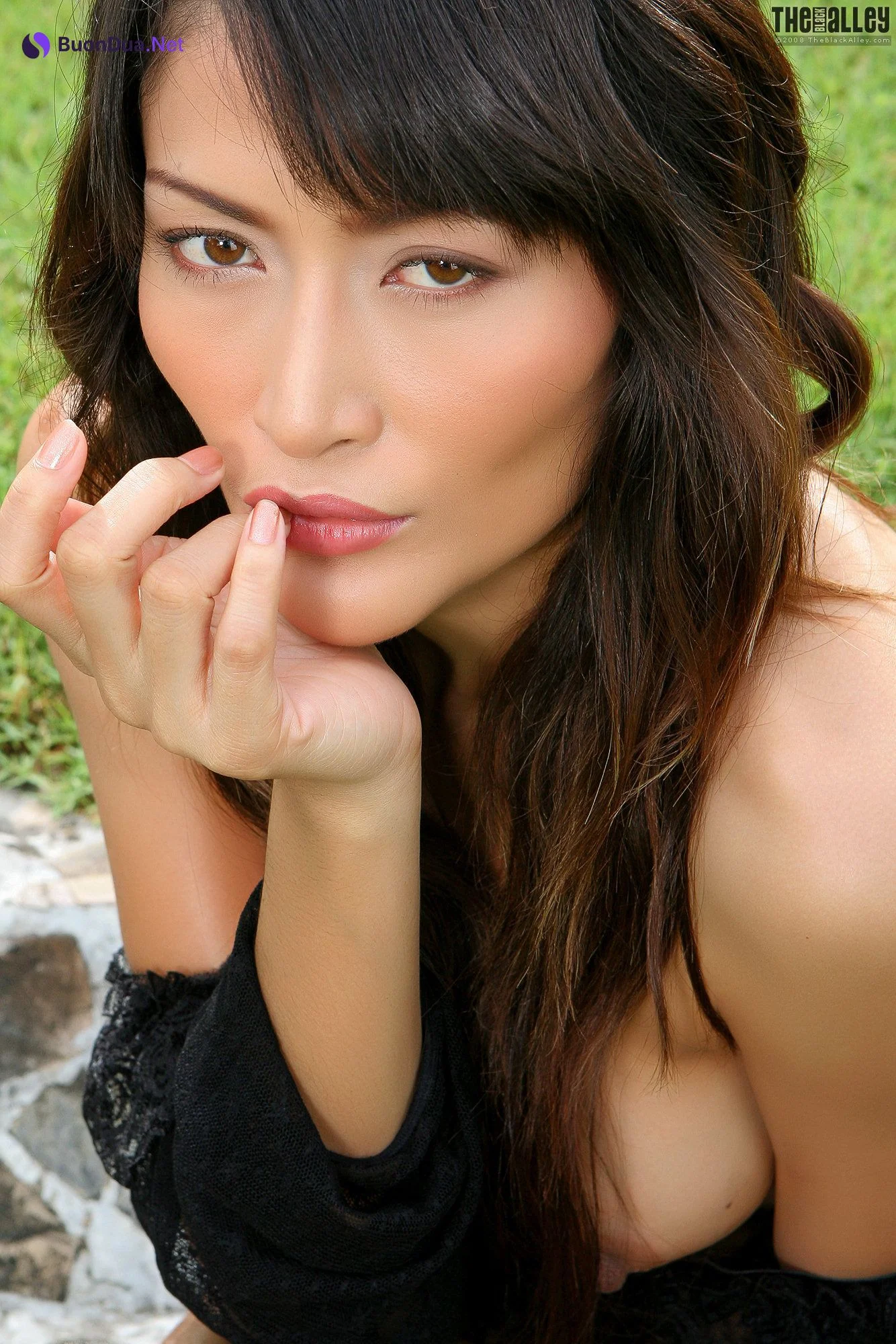 Kaila Wang The Black Alley Photobook Set.05 - Photo 9