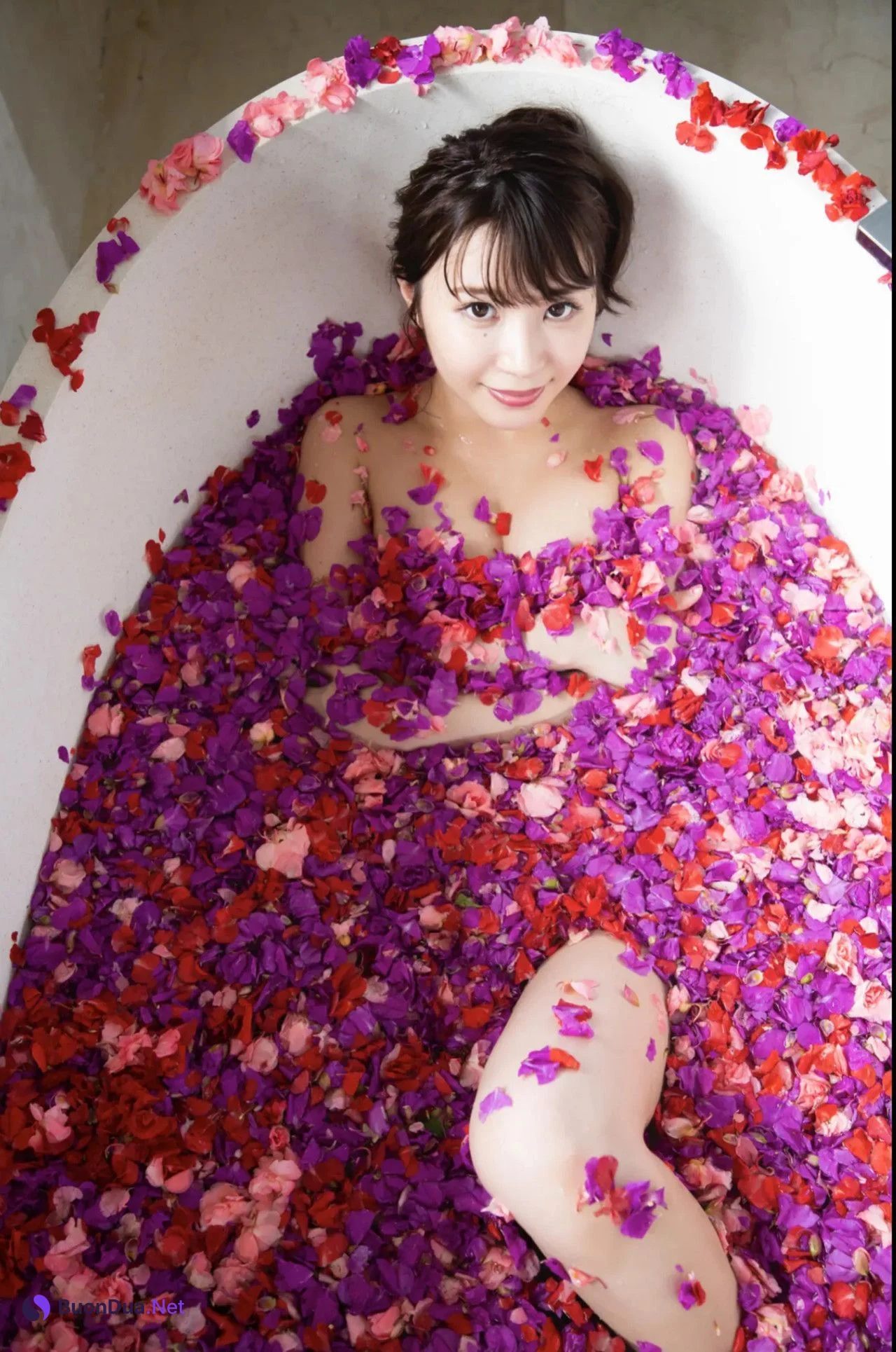 Kairi 海里, ＦＲＩＤＡＹデジタル写真集 「元高級デパート受付嬢が脱いだっ！」 Set.02 - 사진 15